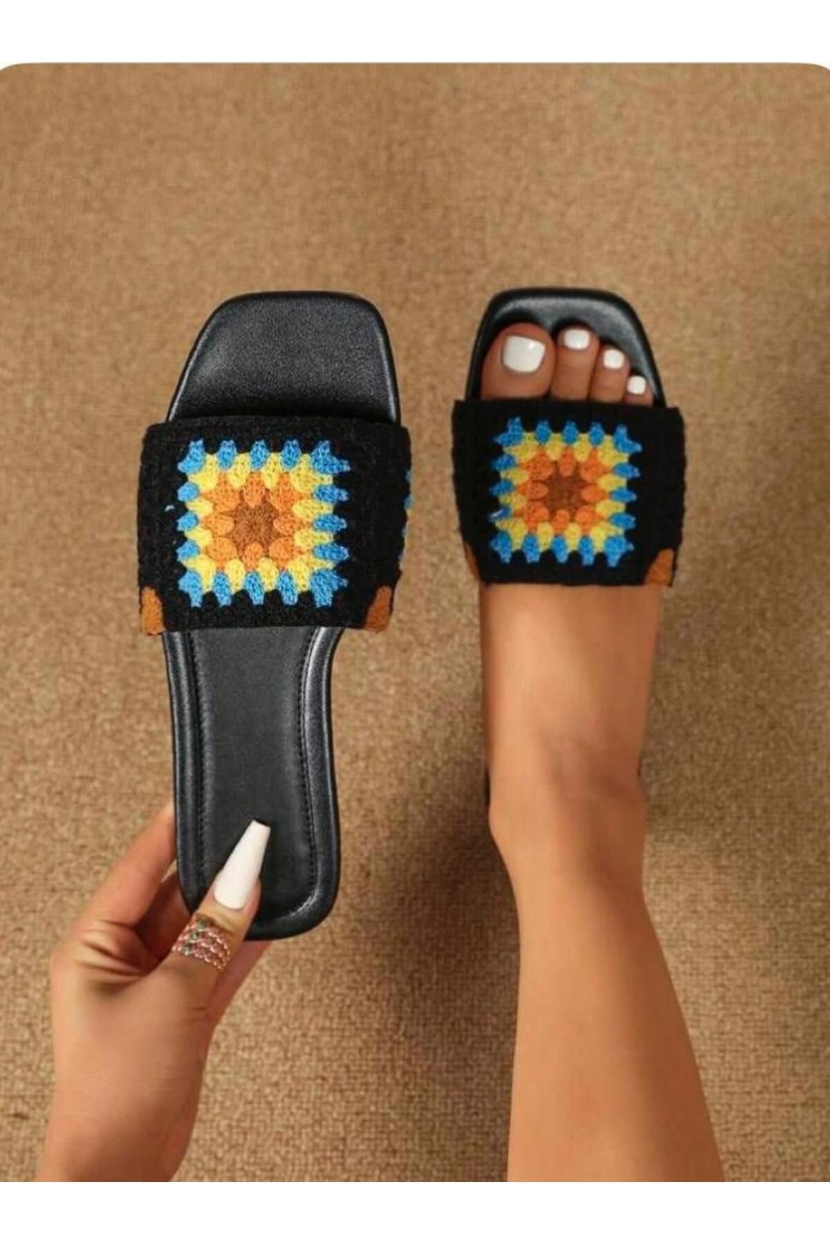 shop Siyah Motifli El Yapımı Terlik