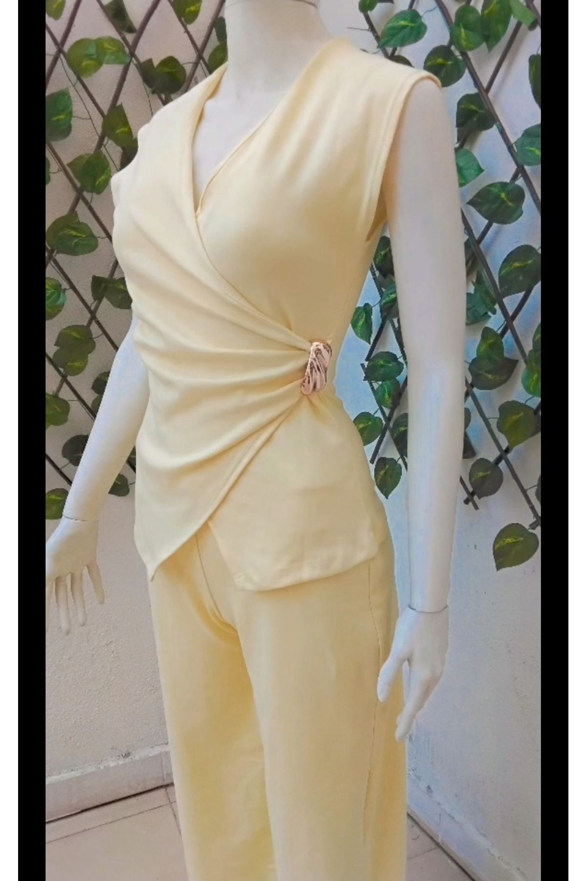 MODA Sarının en güzel hali yaza cıvıl cıvıl girin,rahat ve şık limon sarı premium kalite alt üst takım