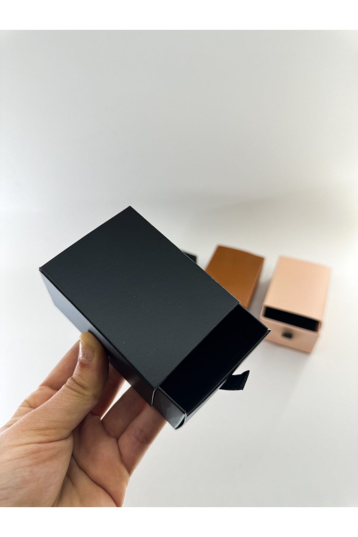 LYVEN Siyah Çekmeceli Karton Mini Takı Kutusu Kolye&Küpe&Bileklik&Yüzük Kutusu Içi Süngerli 4x5x3
