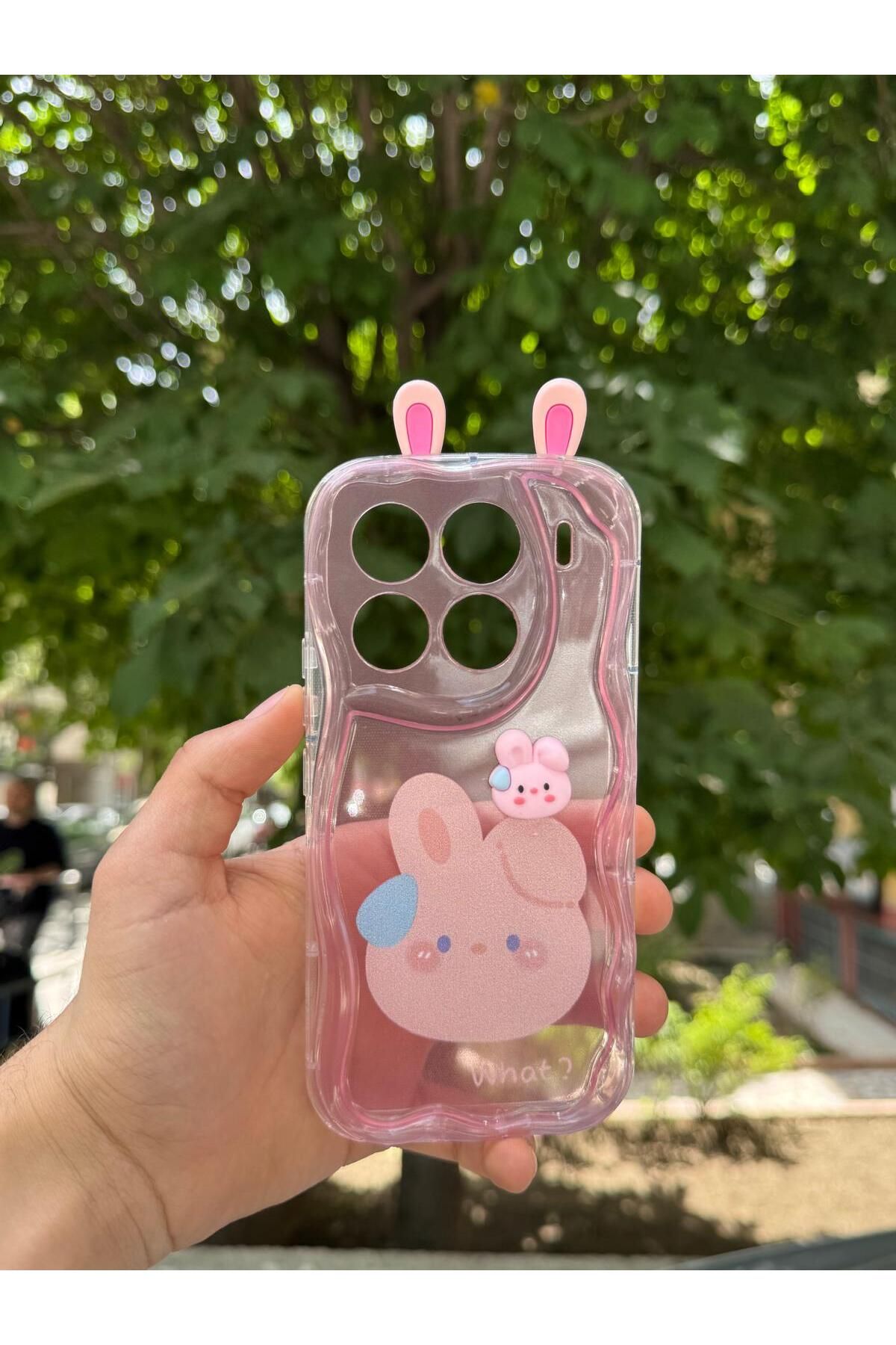 LioTech Xiaomi Mi 15 Pro Uyumlu Tavşan ve Ayıcık Desenli Kulak Desenli Darbe Emici Özelliğe Sahip Kılıf