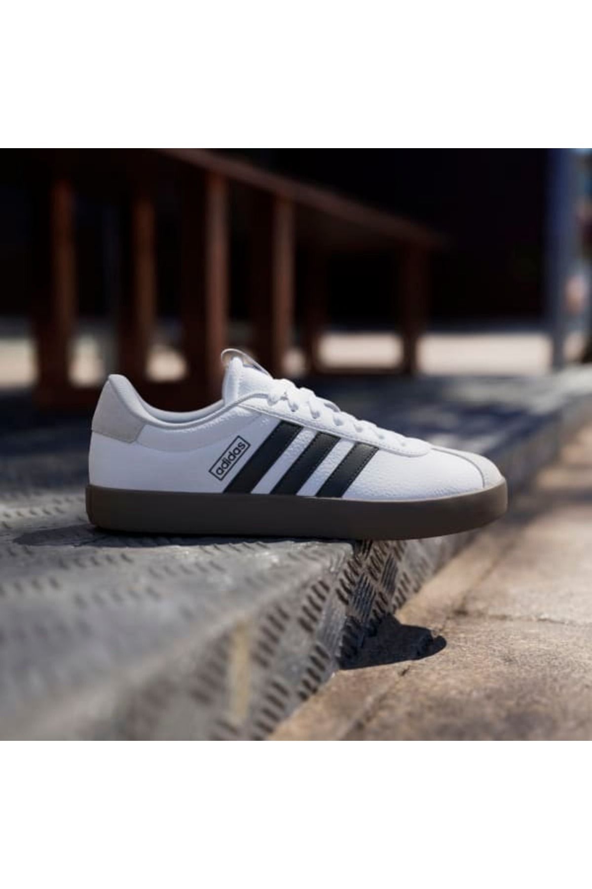 اسنیکر سفید زنانه کورت VL 3.0 اورجینال adidas