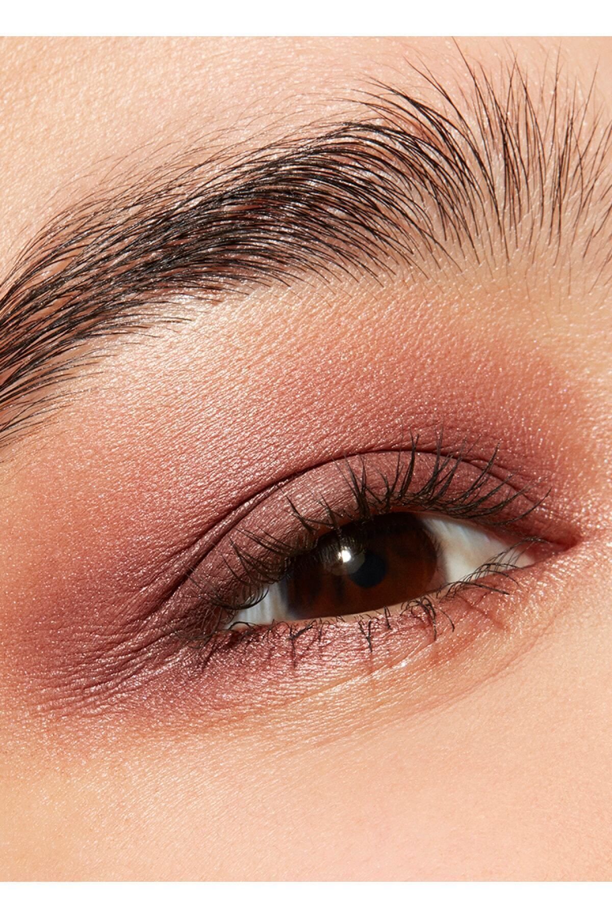 M.A.C-Long-Lasting Pigmented Eyeshadow Palette That Helps Reflect Your Style-Embedded in Burgundy 3
