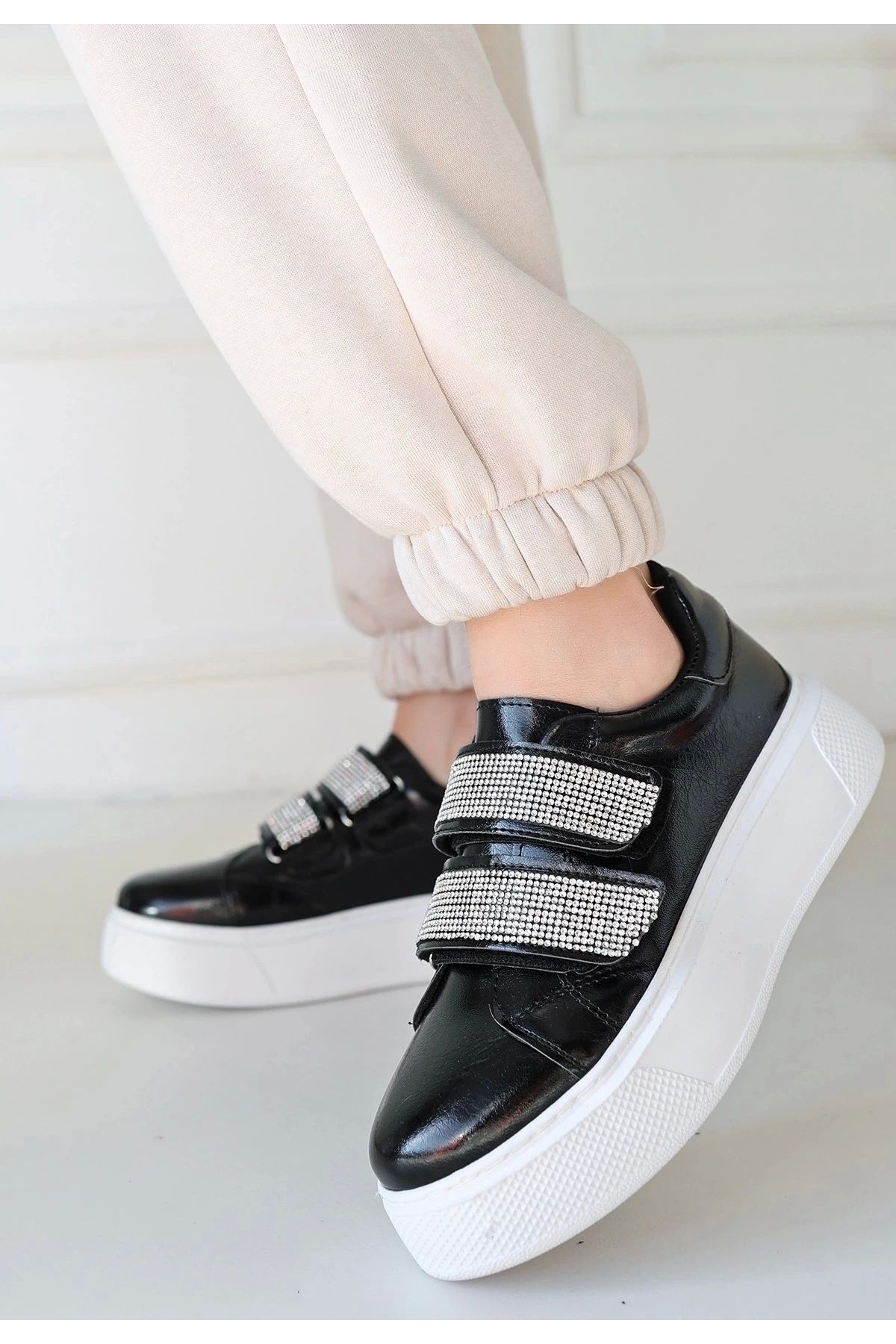 OurStyles Dirla Siyah Rugan Spor Ayakkabı