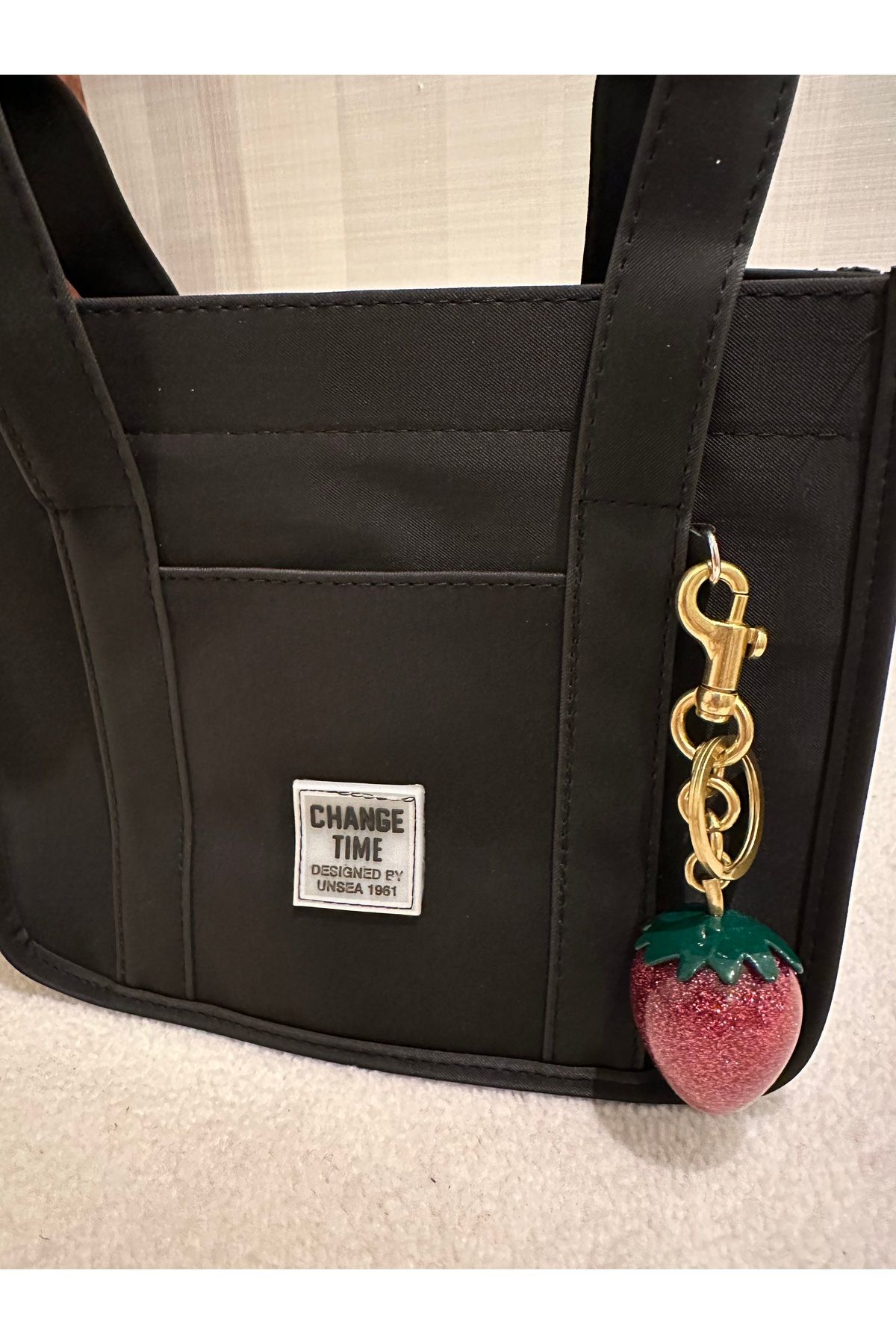SKYstyles Çilekcharm