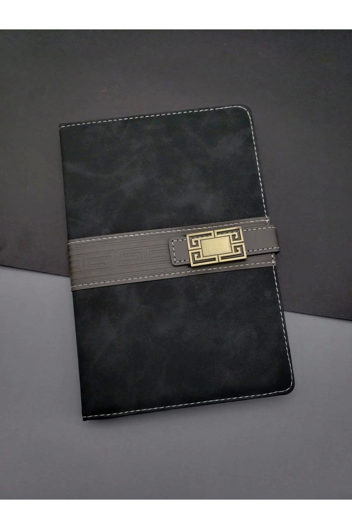 ShopNova Siyah Çizgili Defter