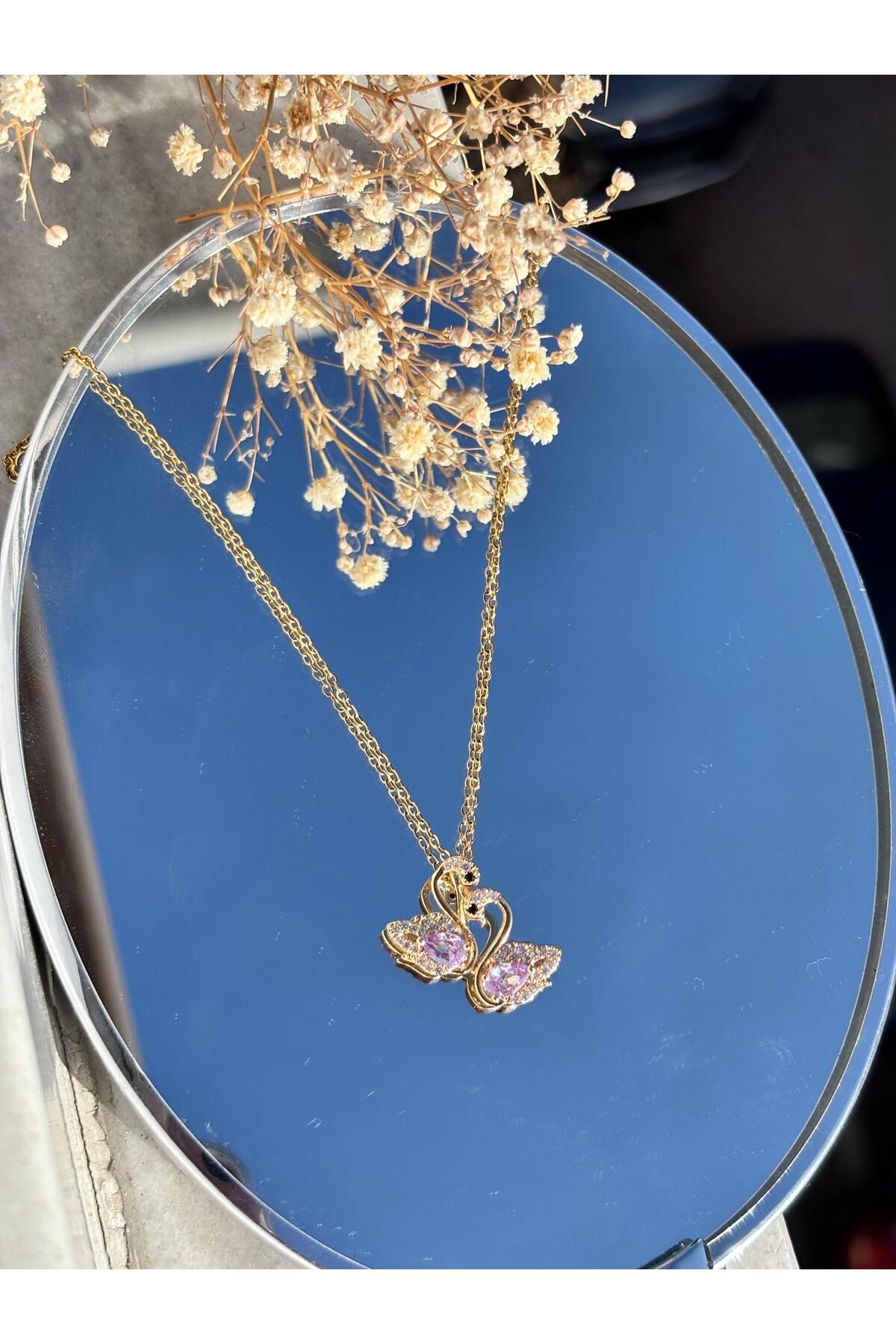 Bellamy Jewelry Mor Taşlı Kuğu Kolye - Gold