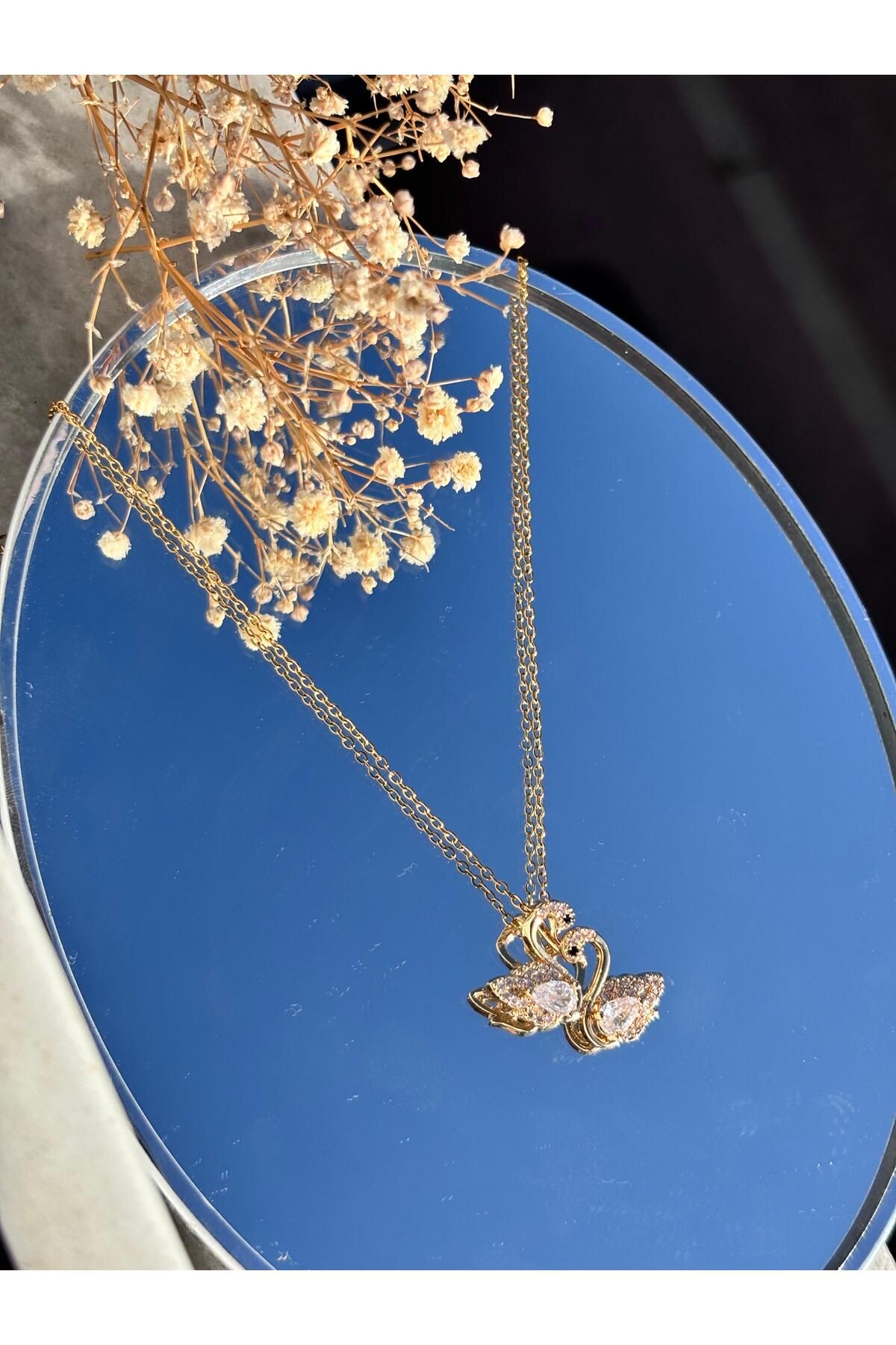 Bellamy Jewelry Kristal Taşlı Kuğu Kolye - Gold