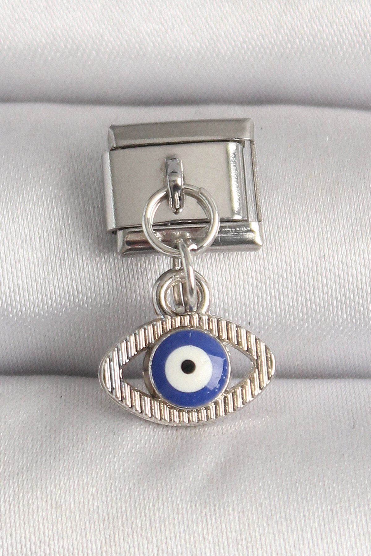 Avantaj Kapıda ® 316L Çelik Gümüş Renk Nazar Boncuk Detaylı Göz Model Nomination Charm