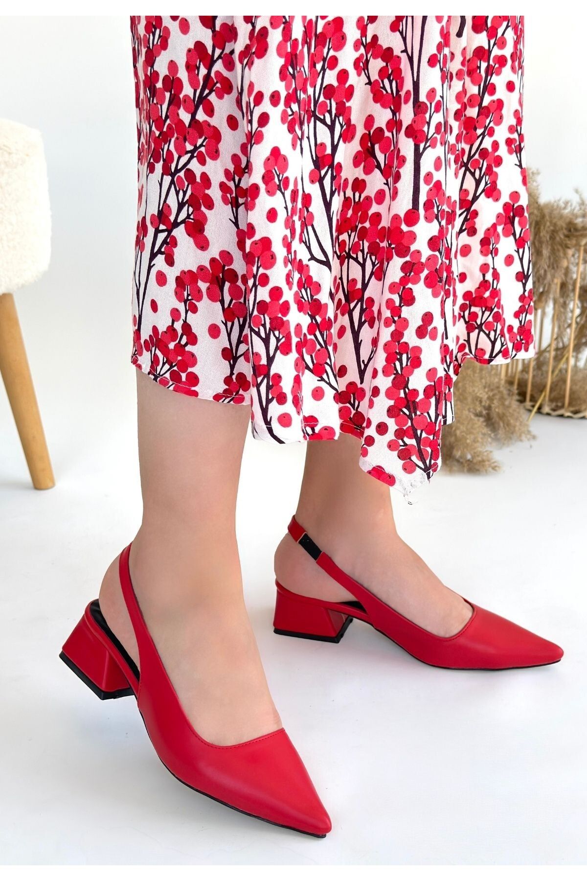 Pink Stil Morji Kırmızı Cilt Topuklu Ayakkabı