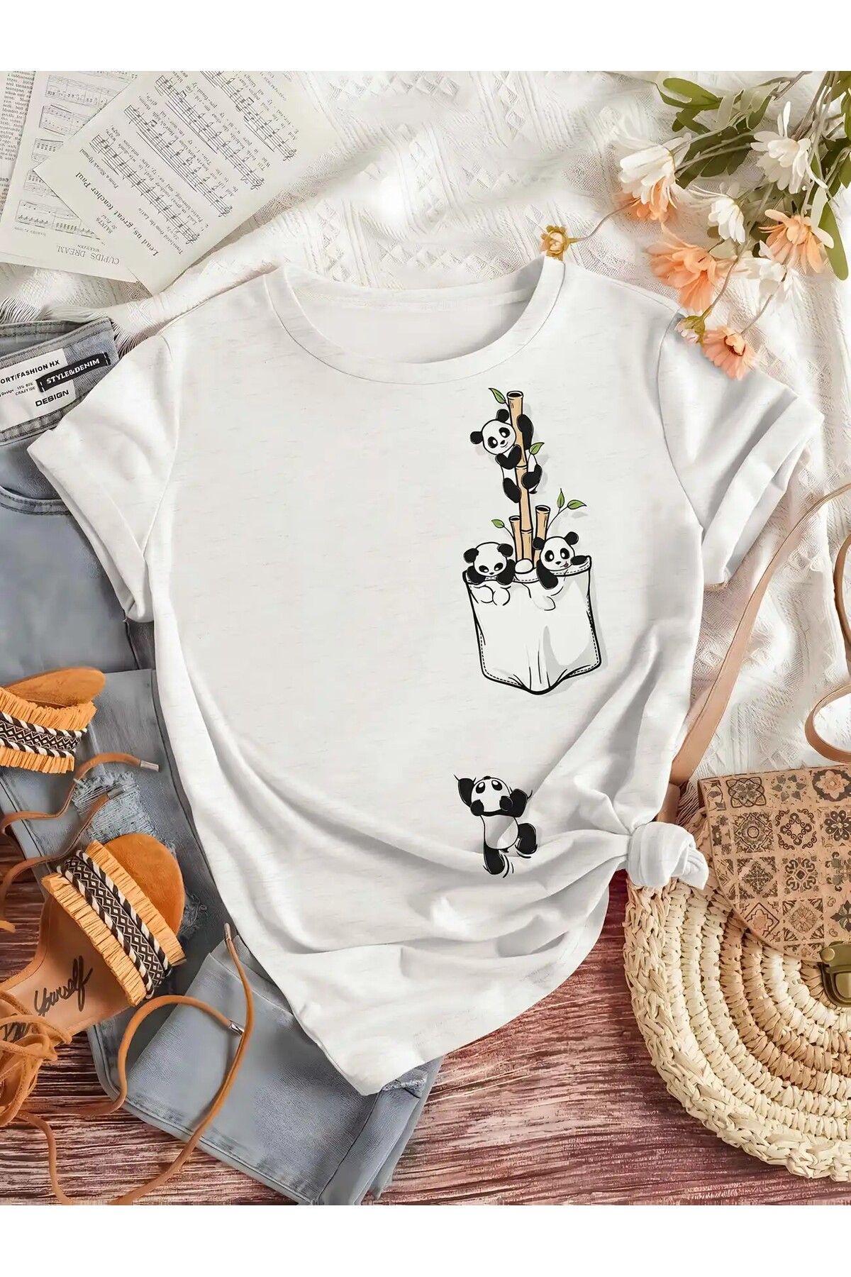 LEIVOR Panda Bambu Baskılı Kadın T-shirt