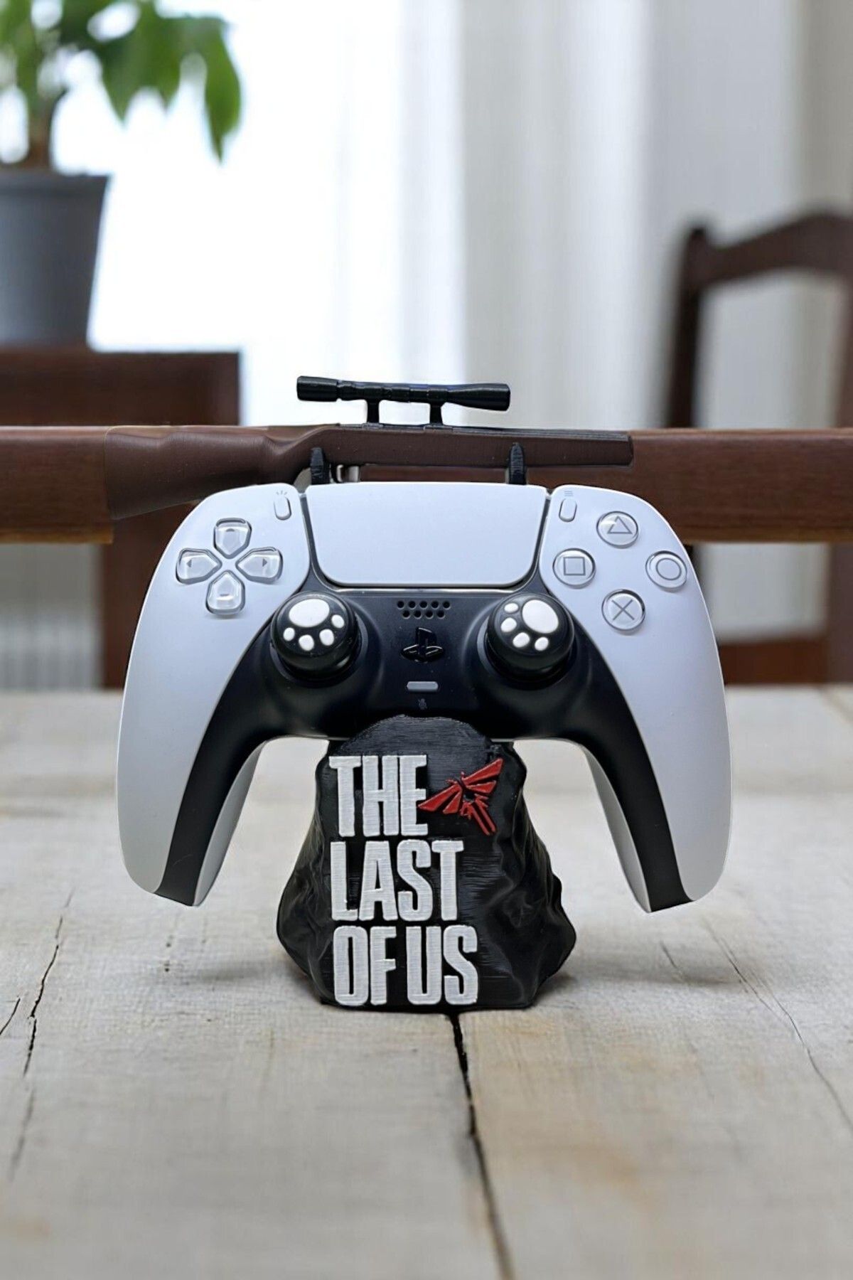 Lades The Last of Us Tüfek Detaylı Joystick Standı