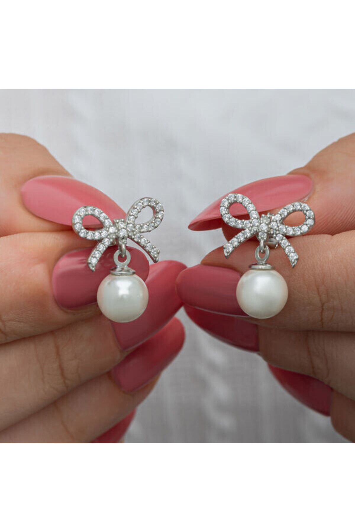 shop Fiyonk İncili Çivili 925 Ayar Gümüş Küpe