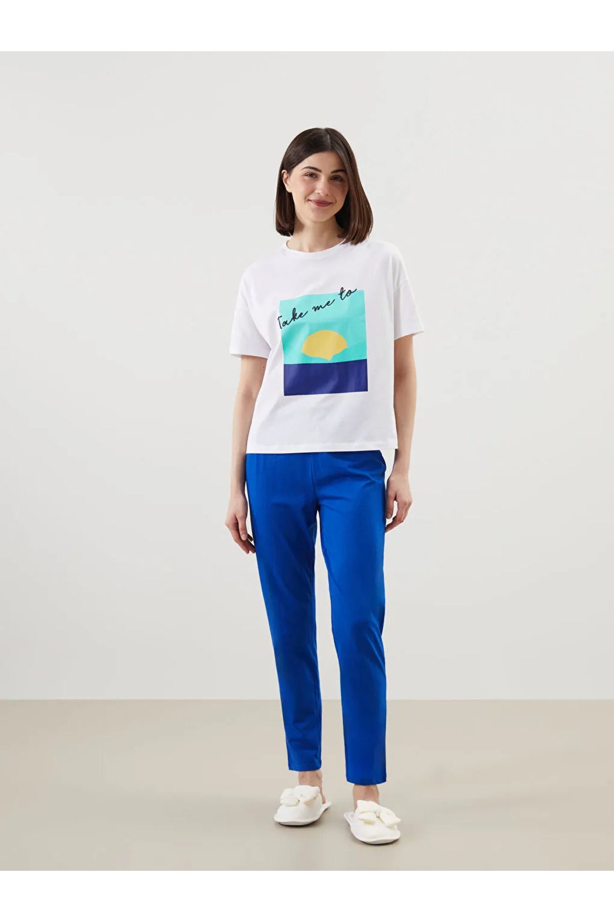LC Waikiki LCW DREAM Mavi Bisiklet Yaka Baskılı Kadın Pijama Takımı