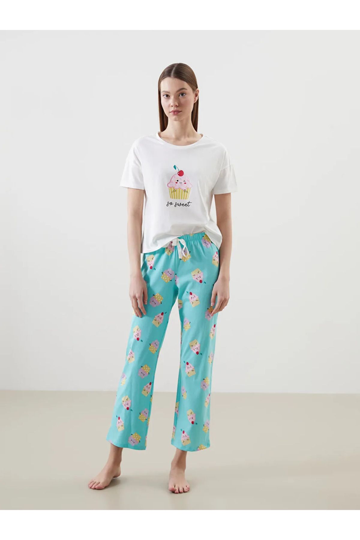 LC Waikiki LCW Young Turkuaz Bisiklet Yaka Baskılı Kadın Pijama Takımı