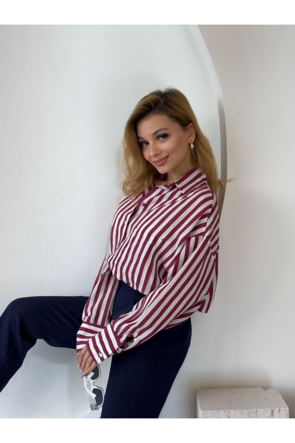Miyav Butik Tek Cepli Çizgili Gömlek Kırmızı