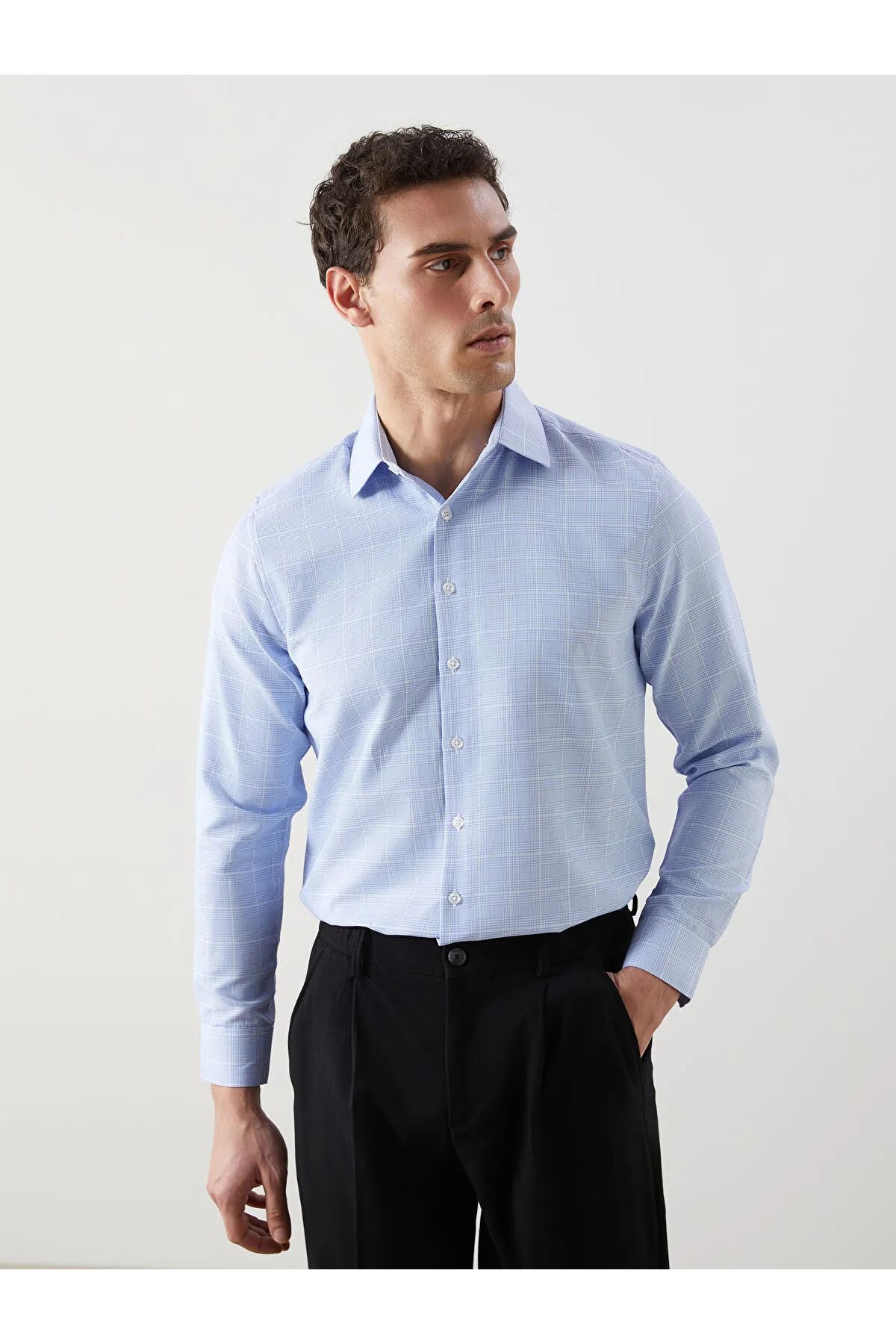 LC Waikiki Regular Fit Uzun Kollu Ekose Gabardin Erkek Gömlek