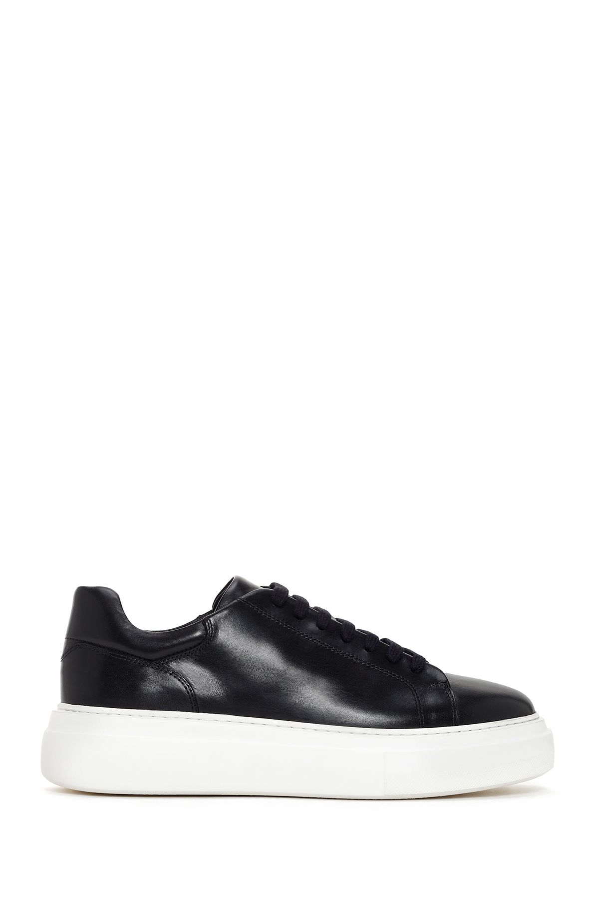 Derimod Erkek Siyah Bağcıklı Kalın Tabanlı Deri Sneaker 24WFD740618