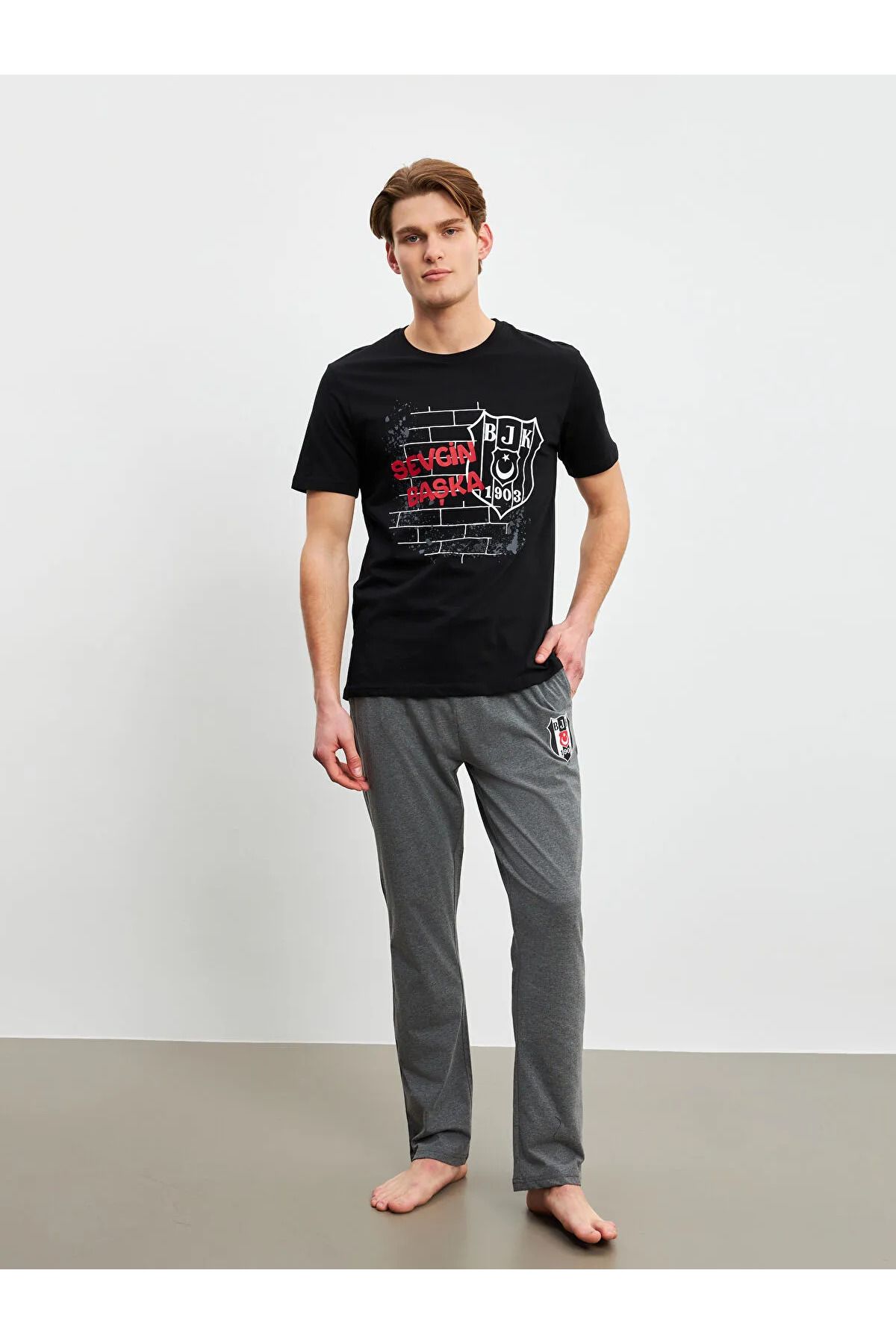 LC Waikiki Standart Kalıp Beşiktaş Baskılı Erkek Pijama Takımı
