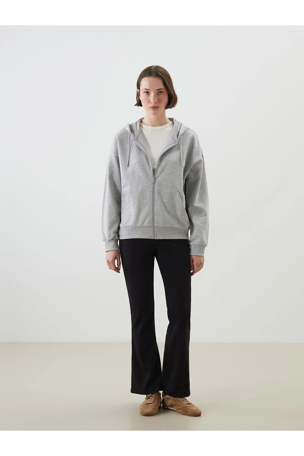 LC Waikiki Kapüşonlu Oversize Kadın Fermuarlı Sweatshirt