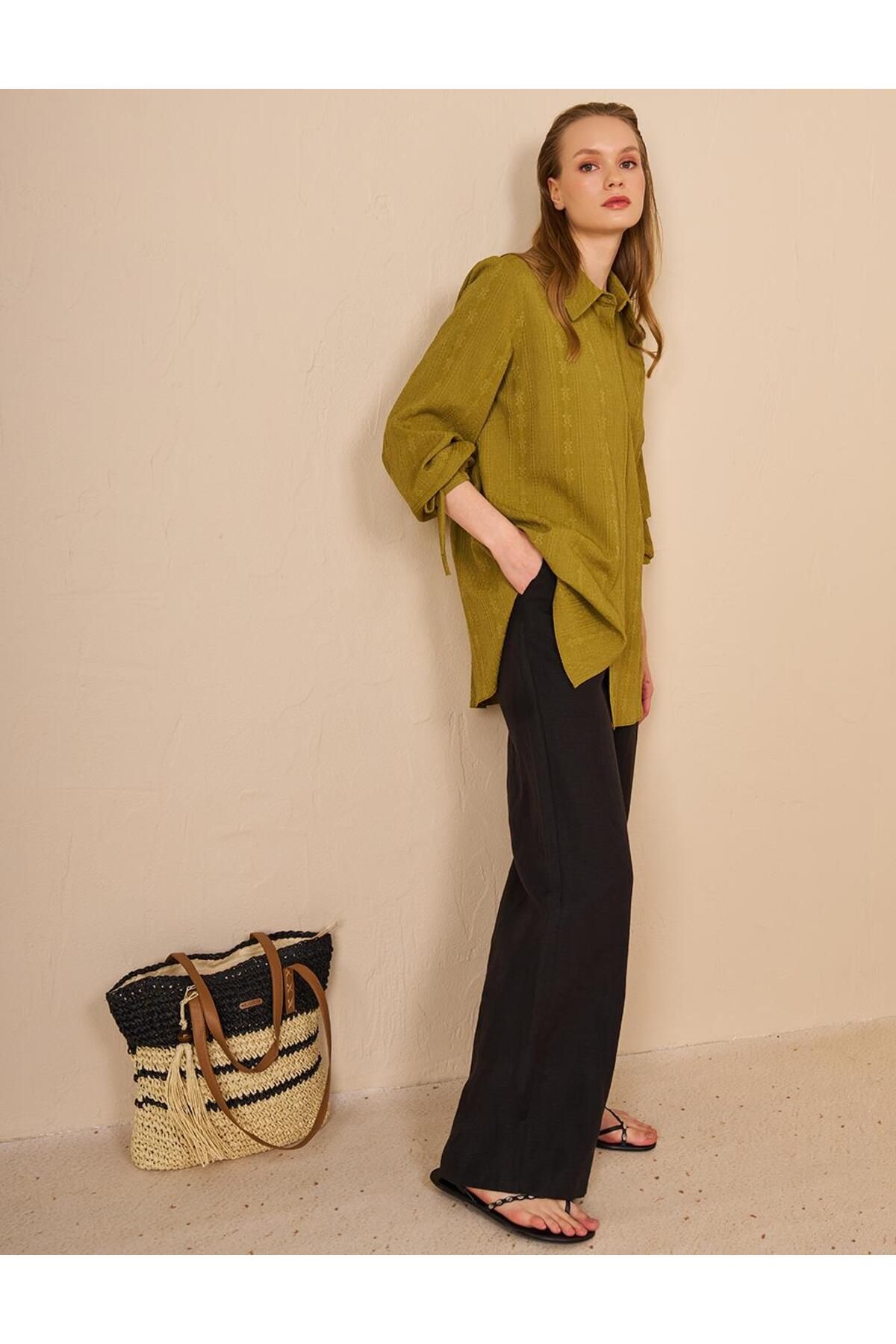 KYR-Hidden Patı Seersucker Tunic Khaki 3