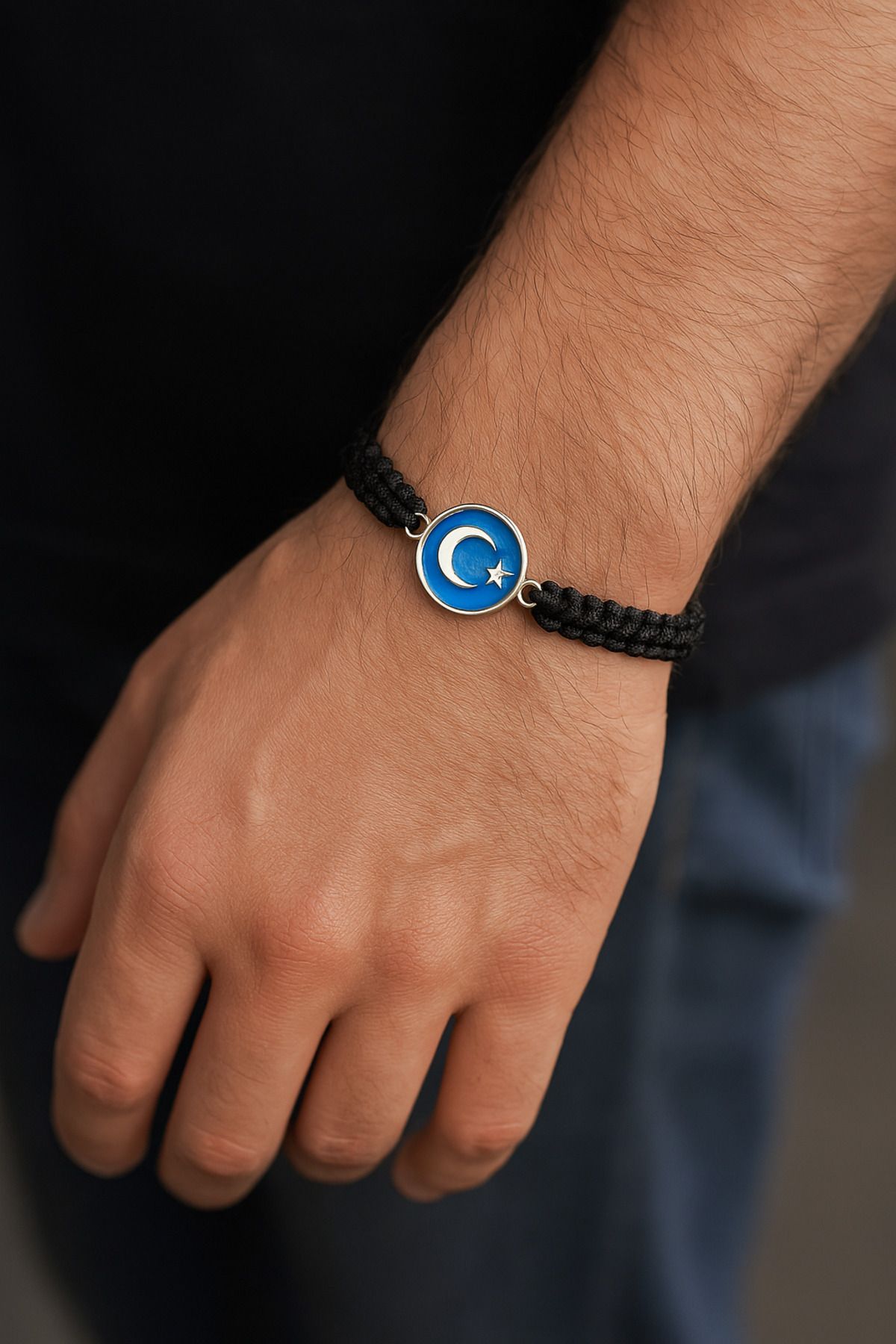 Kufi Design Doğu Türkistan Bayrak Bilekliği Unisex Metal Uçlu Ayarlanabilir Makrome Bileklik – Büyük Boy