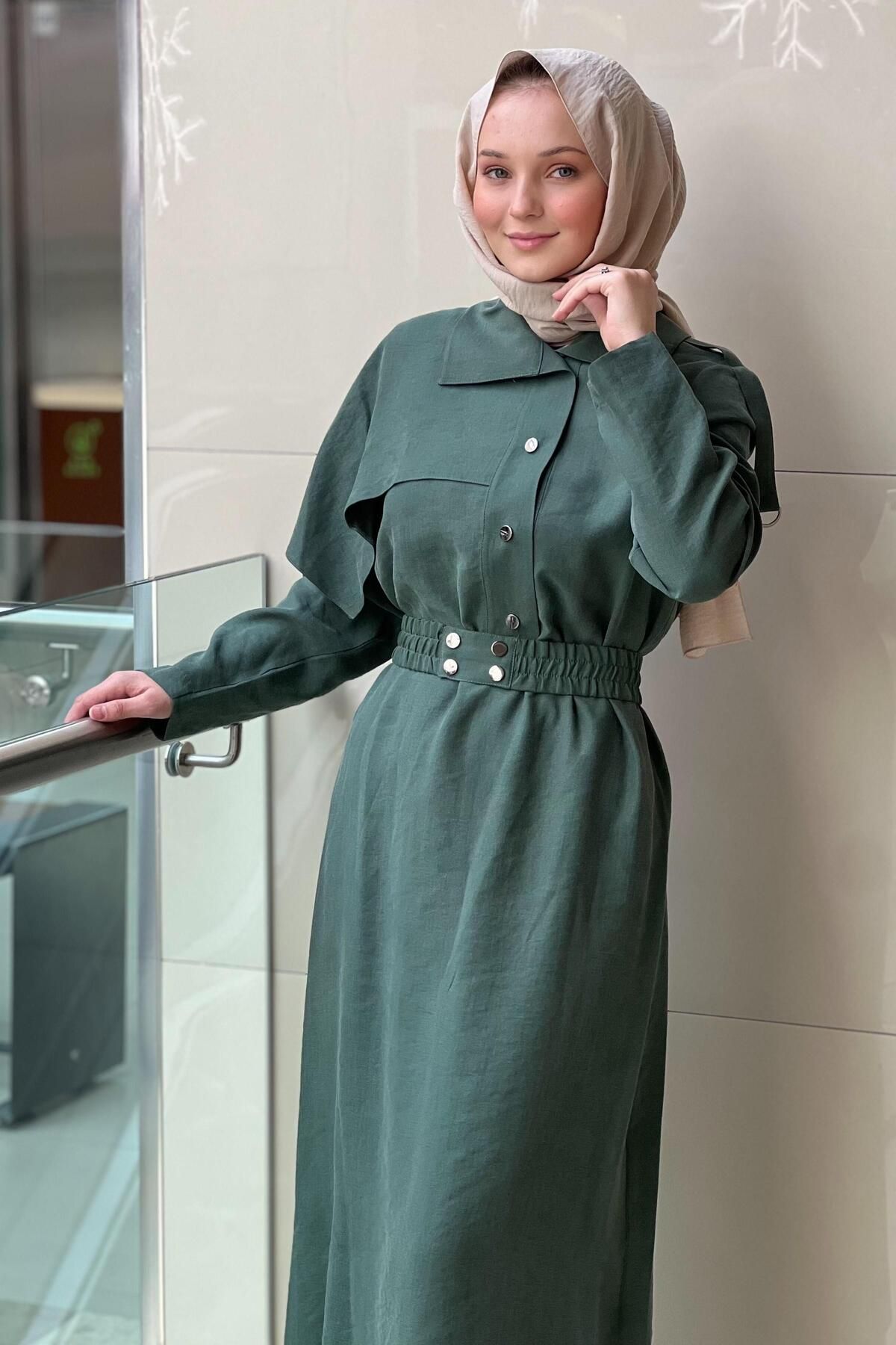Nuss-Four-Button Dress with Shoulder Cover 3