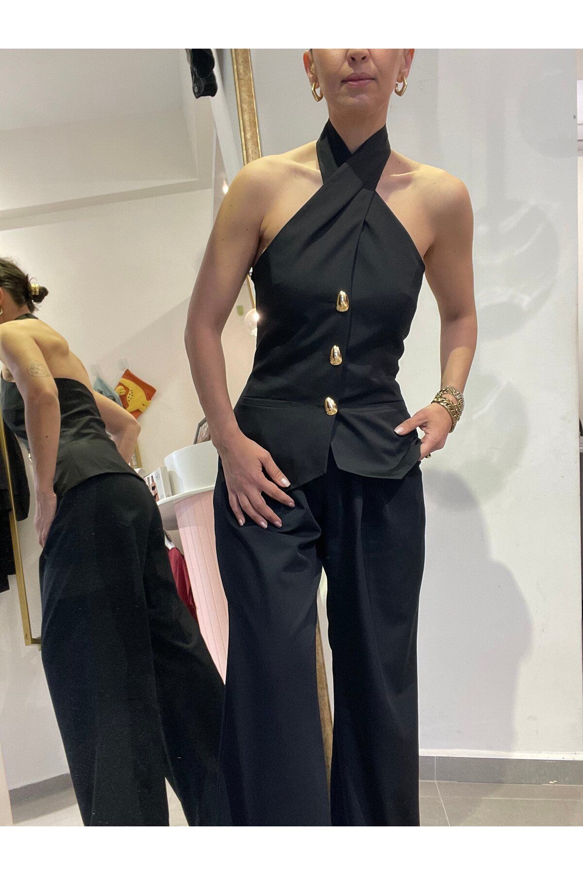 Butik Kadın, Gold Düğmeli, Boyundan Bağlamalı Yelek ve Palazzo Pantolon, Premium Kumaş, Siyah İkili Takım