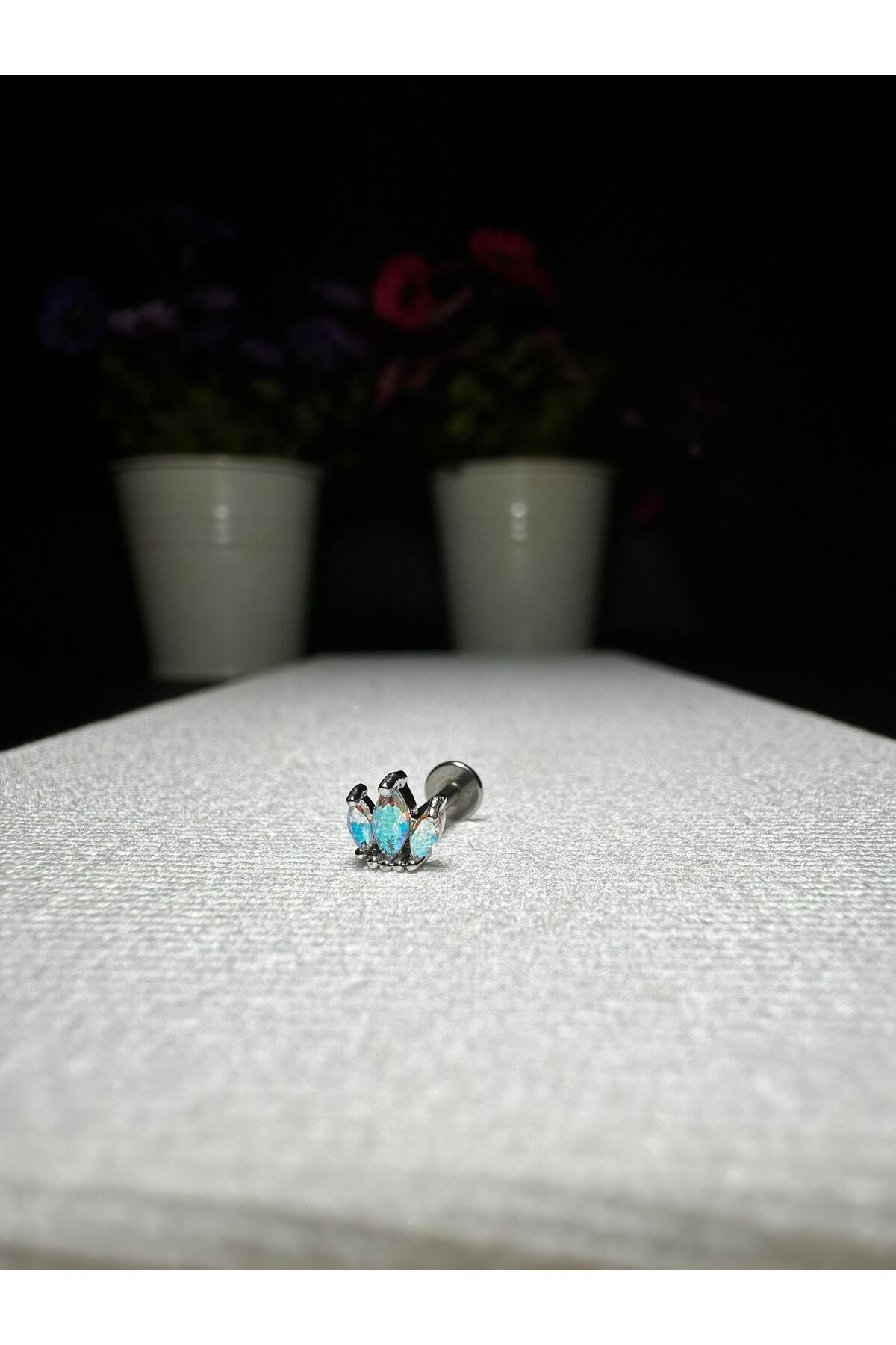 Mutenaura Cerrahi Çelik Tragus Piercing