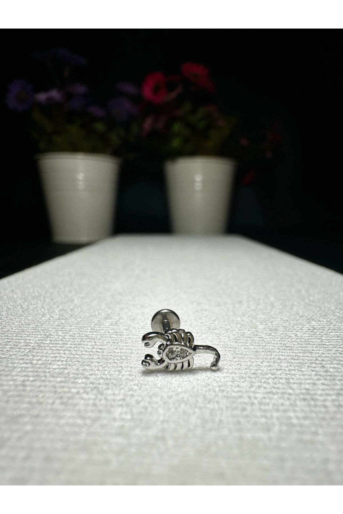 Mutenaura Cerrahi Çelik Tragus Piercing