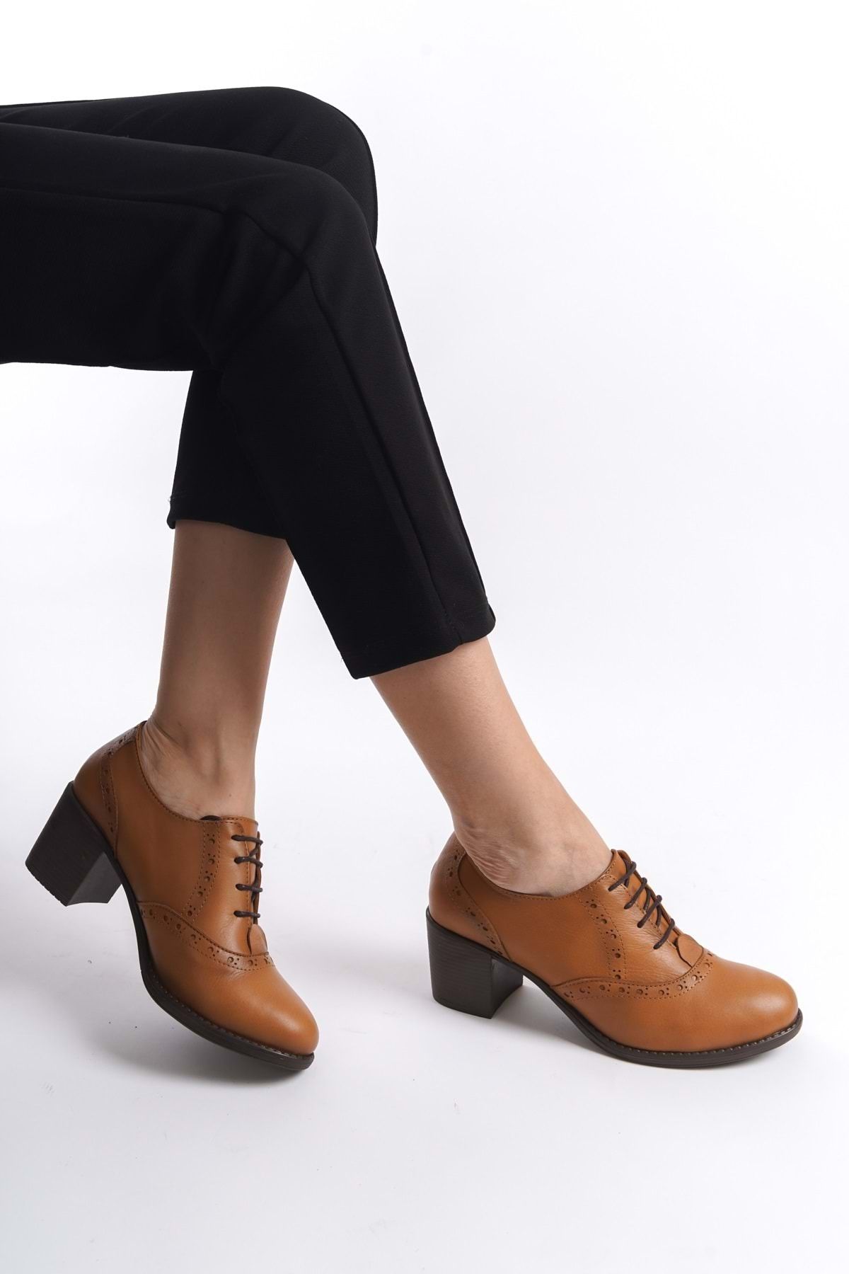 ANALİN SHOES Kadın Hakiki Deri Bağcıklı Klasik Topuklu Ayakkabı - Taba