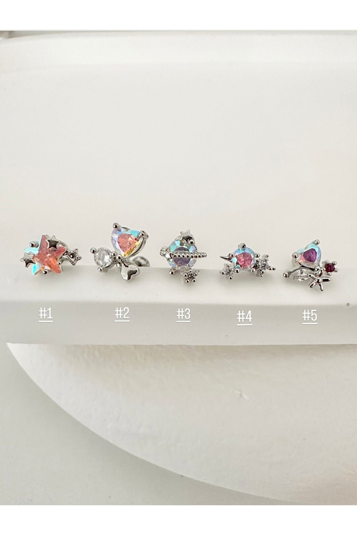 My Bellas Jewels Cerrahi Çelik CZ Renk Geçişli Zirkon Taşlı Piercing Küpe, Helix, Tragus, Flat, Lobe Uyumlu (1 Adet)