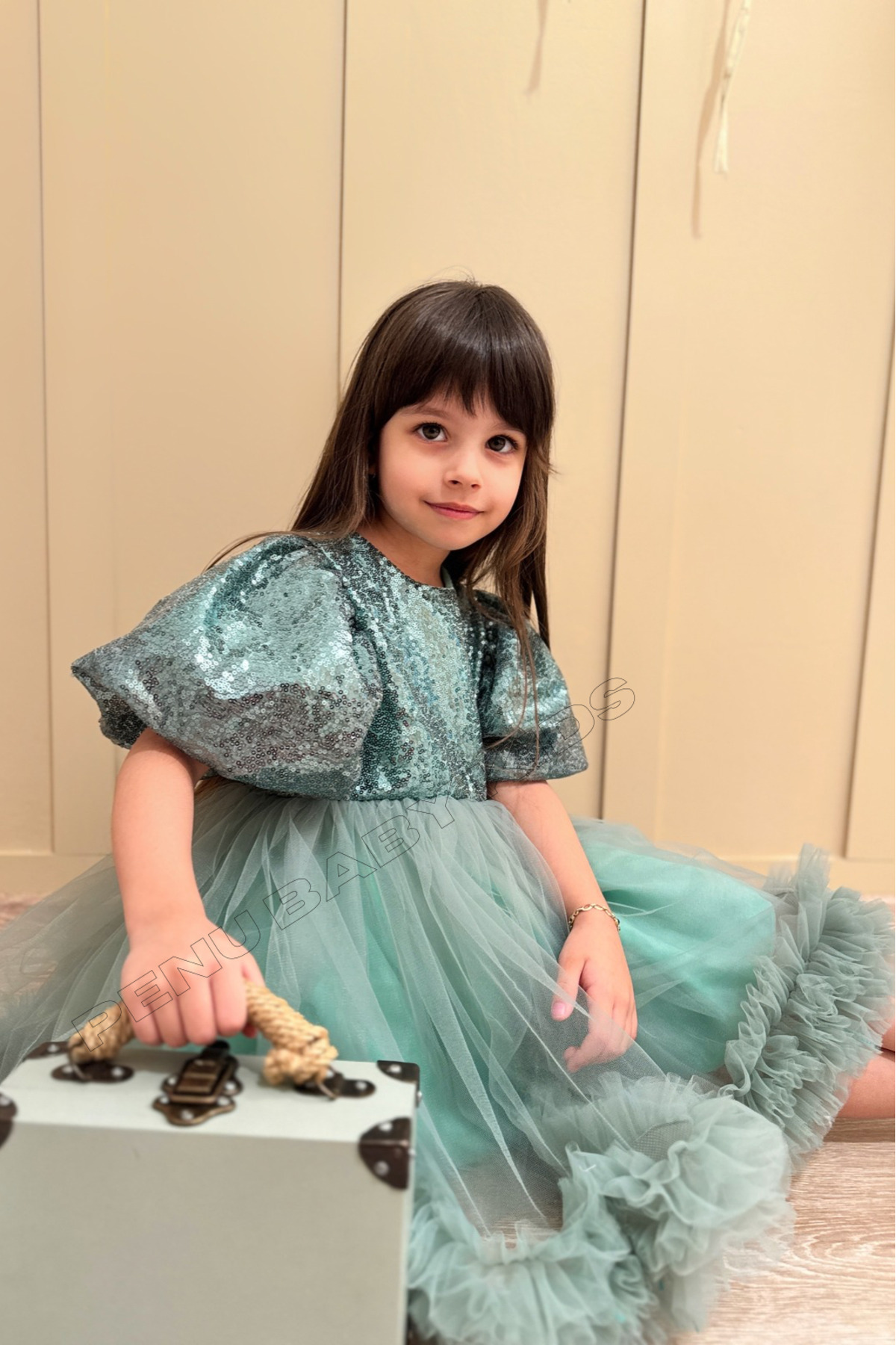 penu baby kids Yeşil Payet Detaylı Etek Ucu Fırfırlı Kız Çocuk Kız Bebek Abiye Elbise fotoğrafı 7 (önizleme)