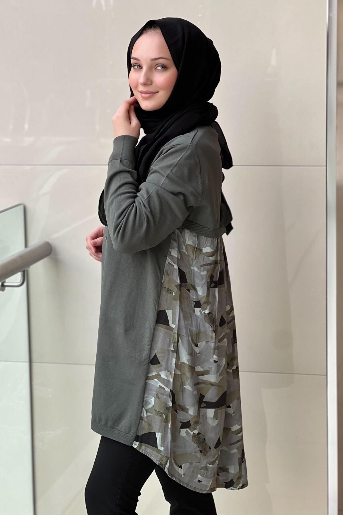 Nuss-Cupra Mercerized Cardigan with Pattern on the Back 2