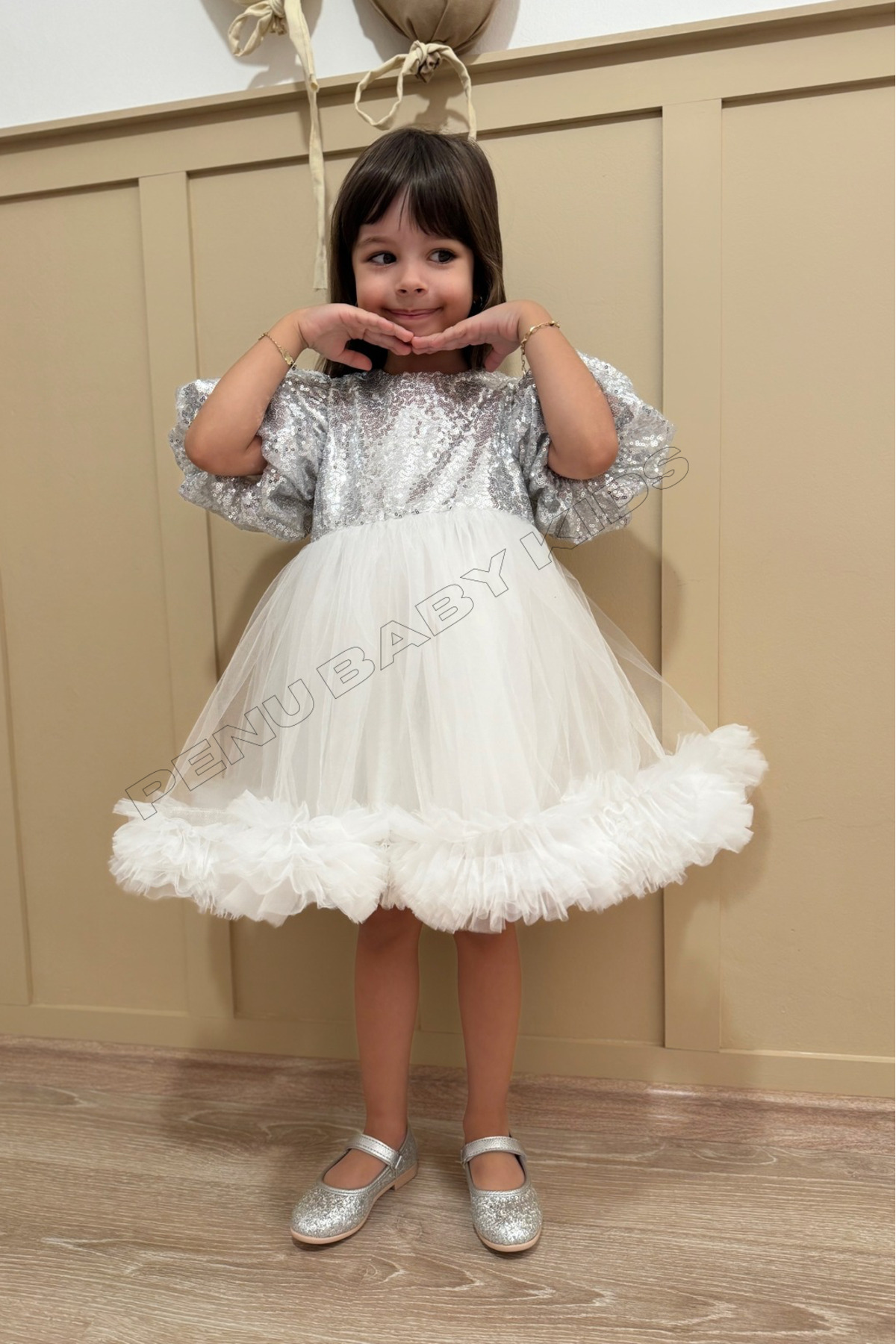 penu baby kids Gümüş Payet Detaylı Etek Ucu Fırfırlı Kız Çocuk Kız Bebek Abiye Elbise fotoğrafı 7 (önizleme)