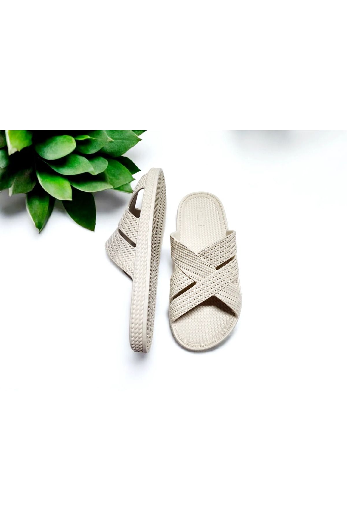 GEZER-Light Soft Sole Eva Slippers Suitable for Wet Floors 2