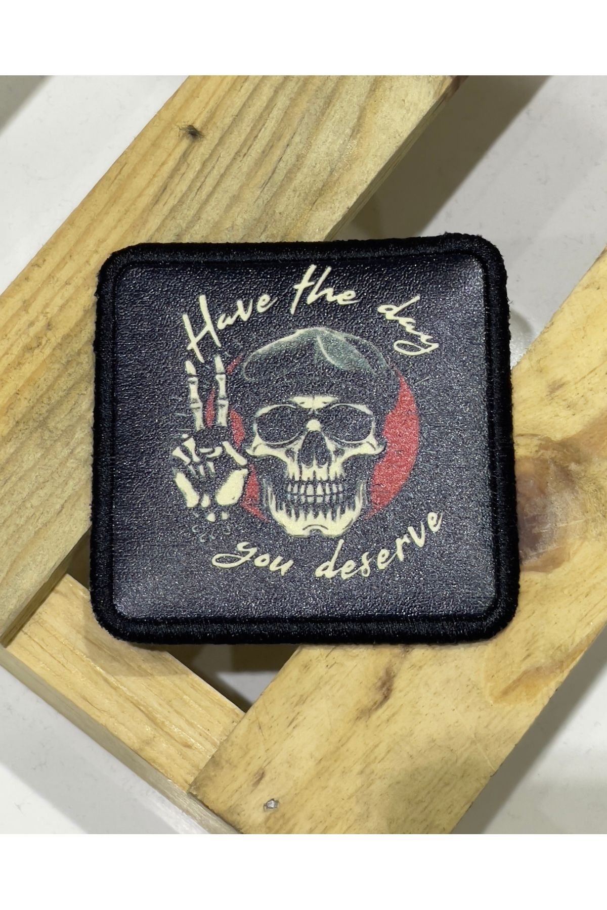 Higo Man Değiştirilebilir Kare Patch – Figürlü, Yazılı, Temalı Modeller