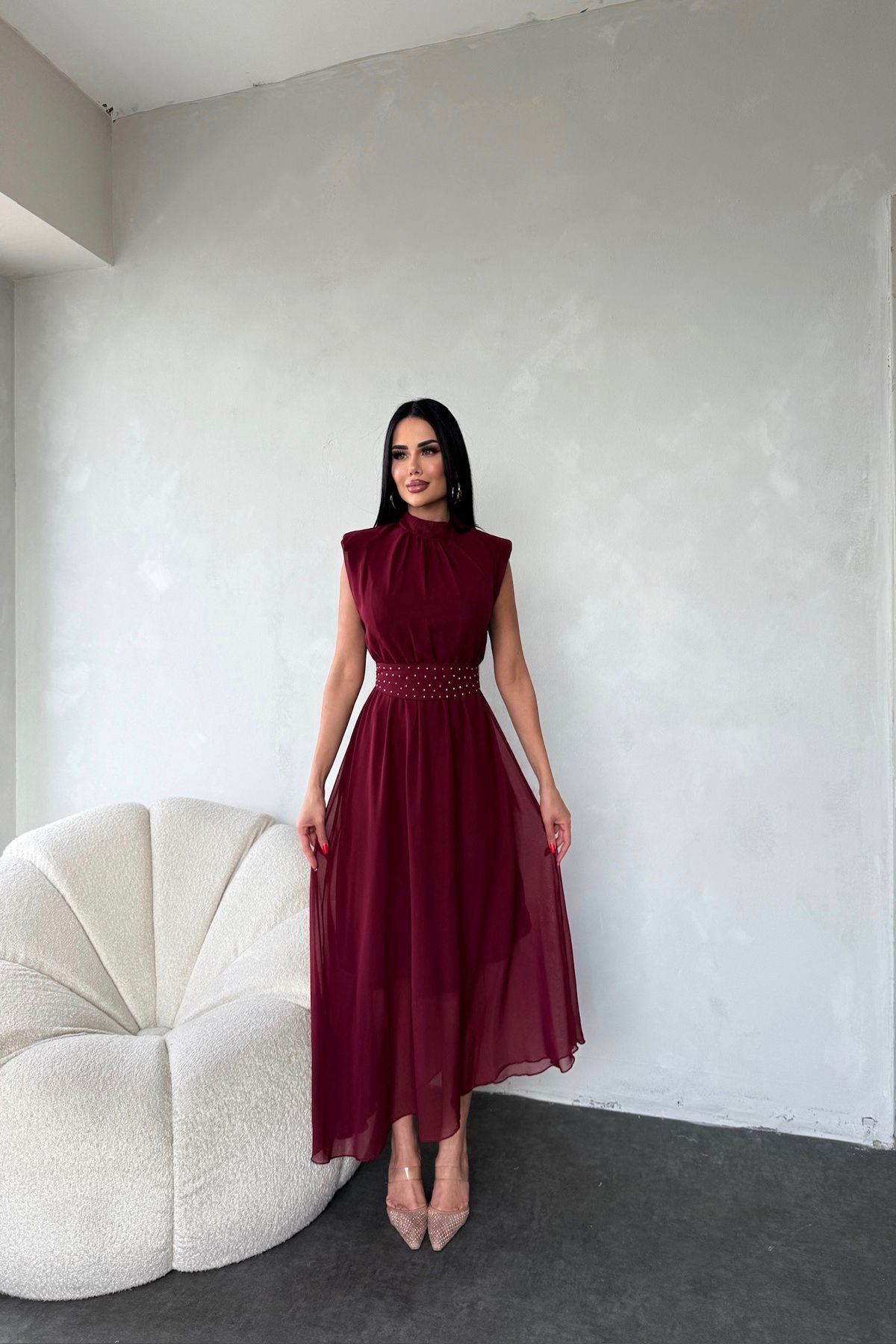 Neşeli Butik kadın kuşağı taş detaylı midi şifon elbise NBMY3509