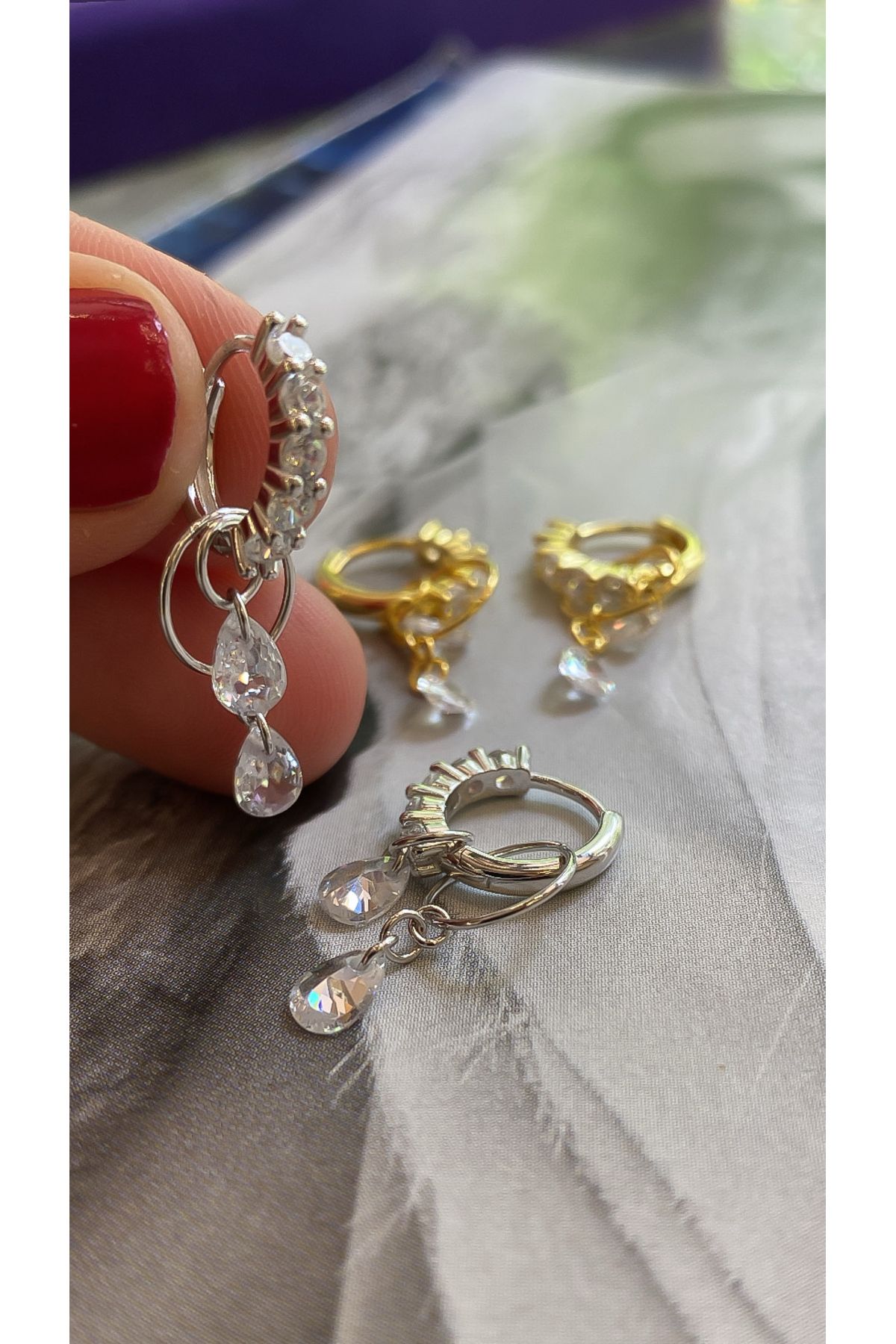 CAKA TAKI Isabella Hoop Küpe 1