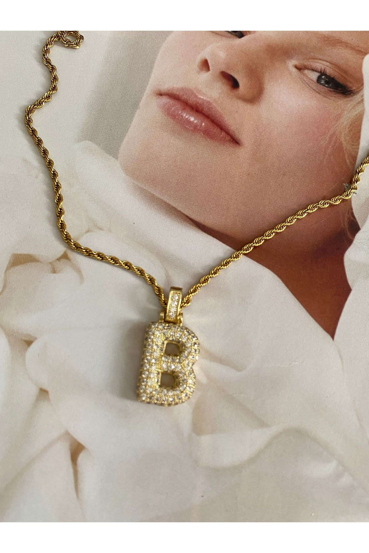 Pinery Jewels Balon Harf Tombul Burgu Zincirli Zirkon Taşlı Kararmaz Paslanmaz Çelik Kadın Kolye