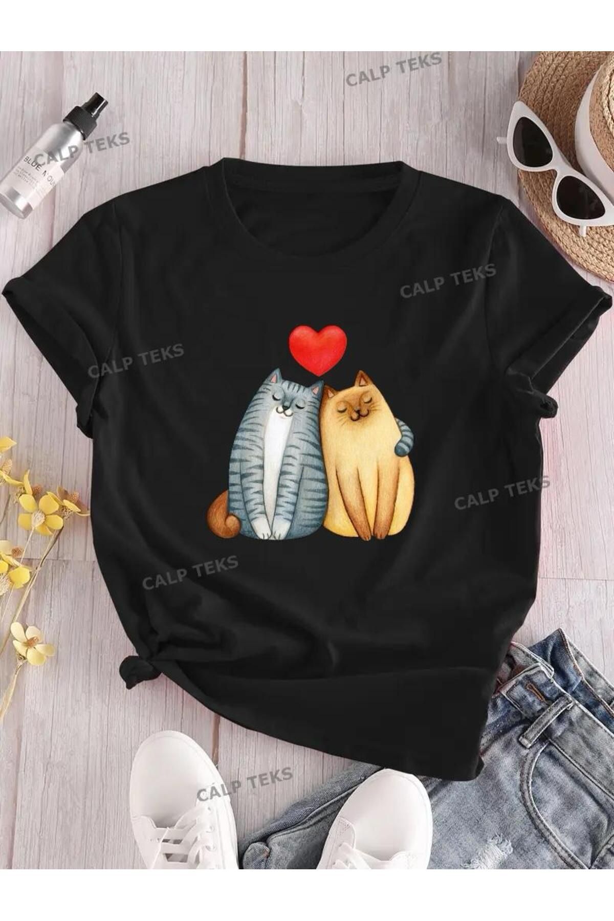CALP TEKS SARILAN KEDİLER BASKILI OVERSİZE TİŞÖRT