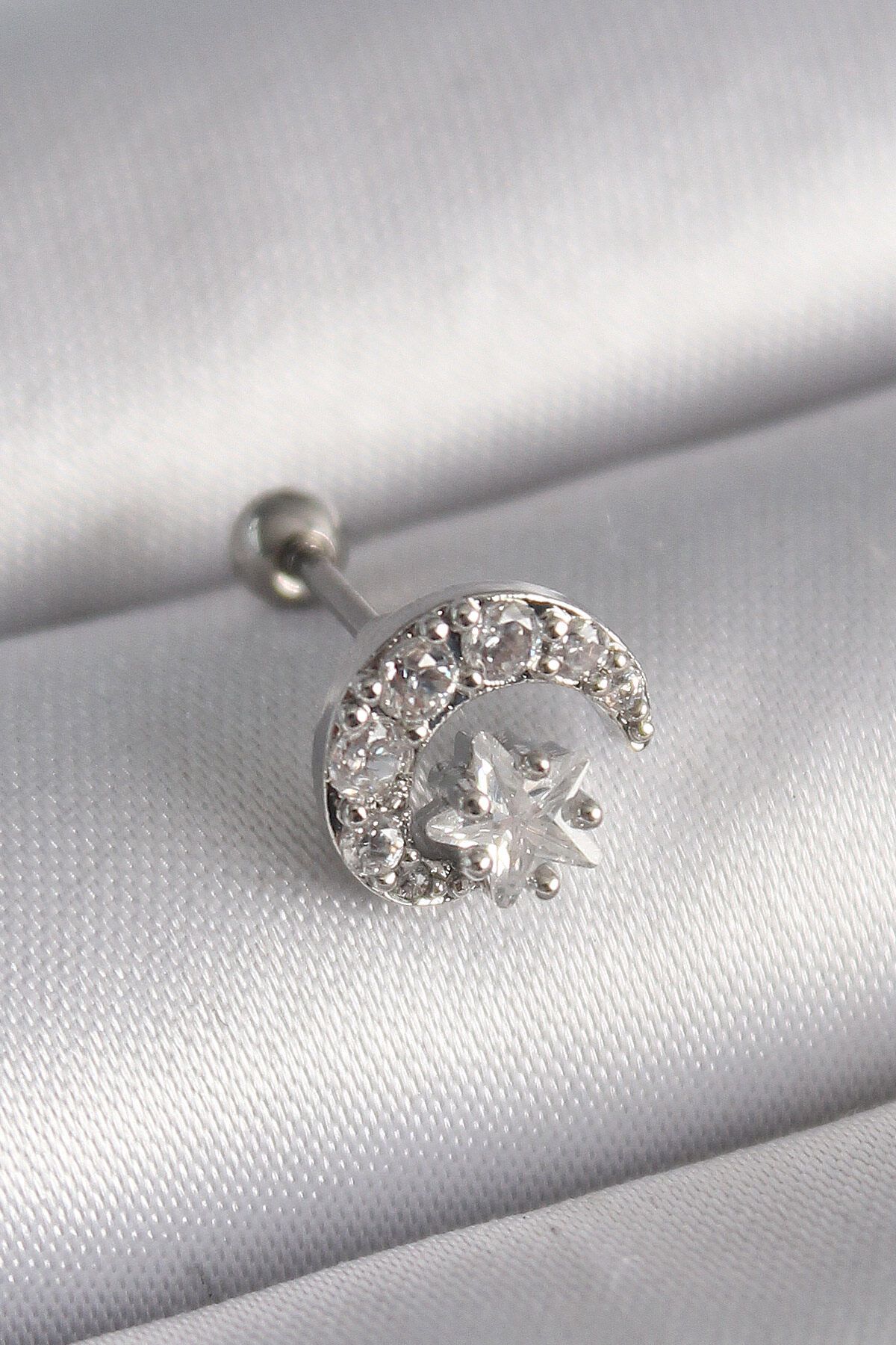 melfxxl eticaret 316L Çelik Gümüş Renk Zirkon Taşlı Ay Yıldız Tragus Piercing - Lisinya
