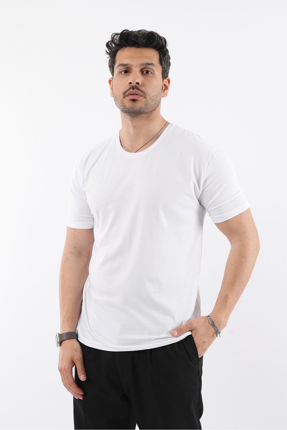 Rodrigo Erkek Slim Fit Bisiklet Yaka Basic Düz T-shirt Tişört