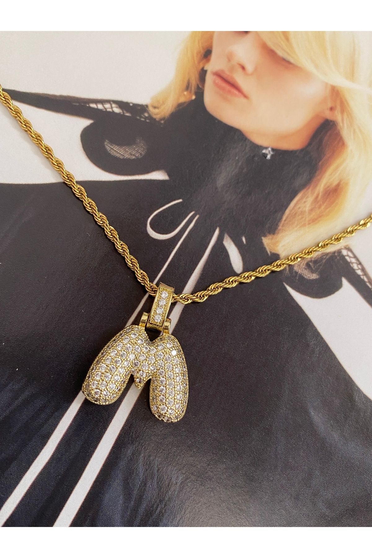 Pinery Jewels Balon Harf Tombul Burgu Zincirli Zirkon Taşlı Kararmaz Paslanmaz Çelik Kadın Kolye