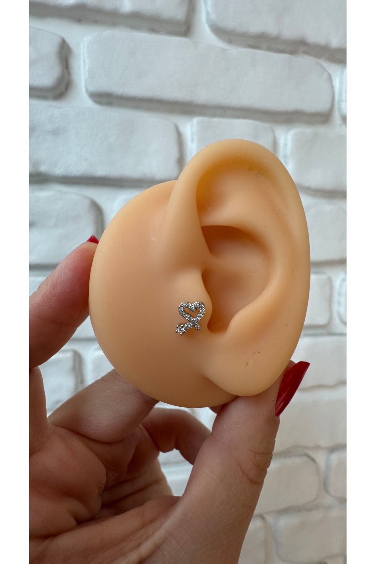 alysa jewelry Cerrahi Çelik şık kalp Piercing Tragus helix