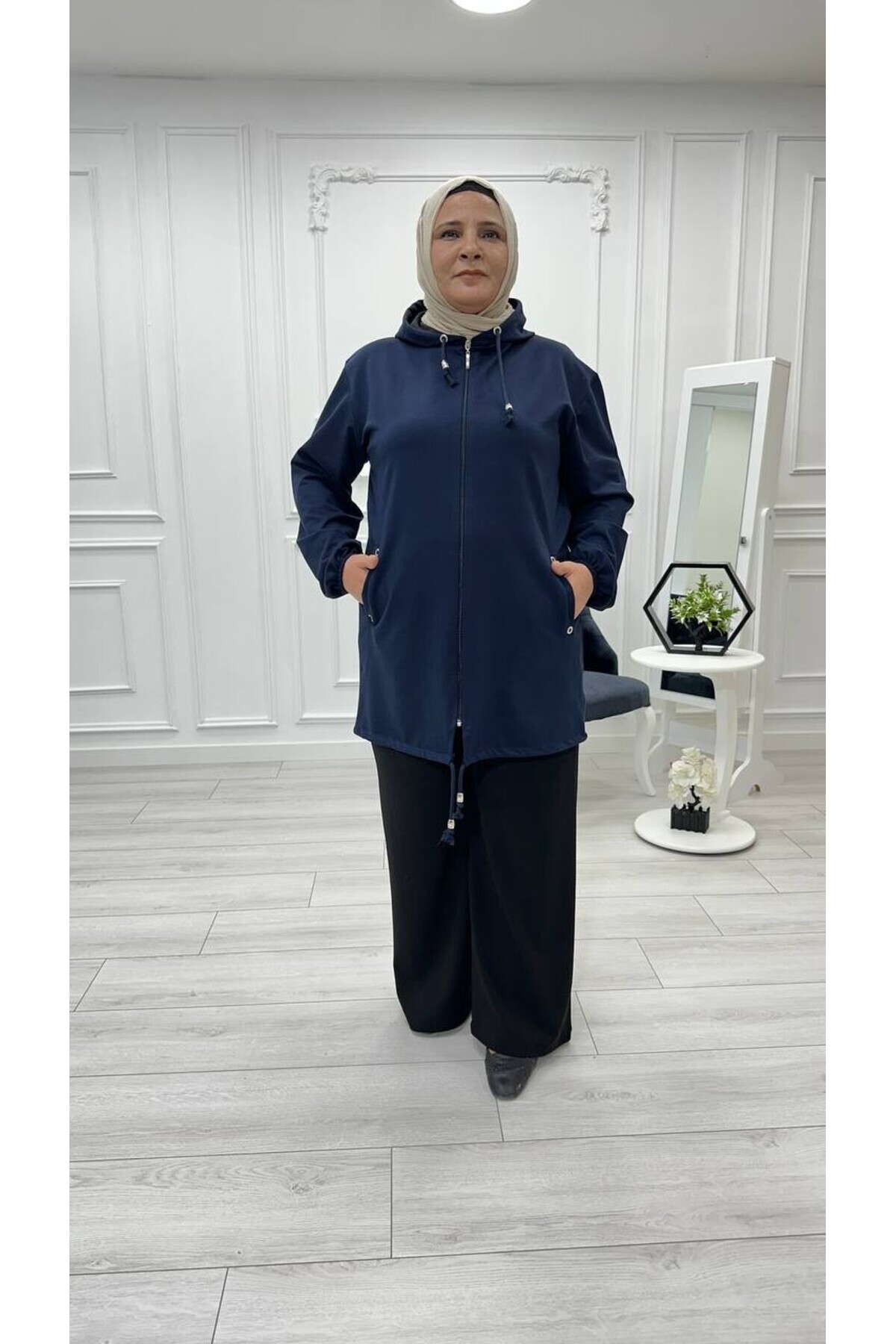 Sevda Kılınç-Plus Size Two String Top 1