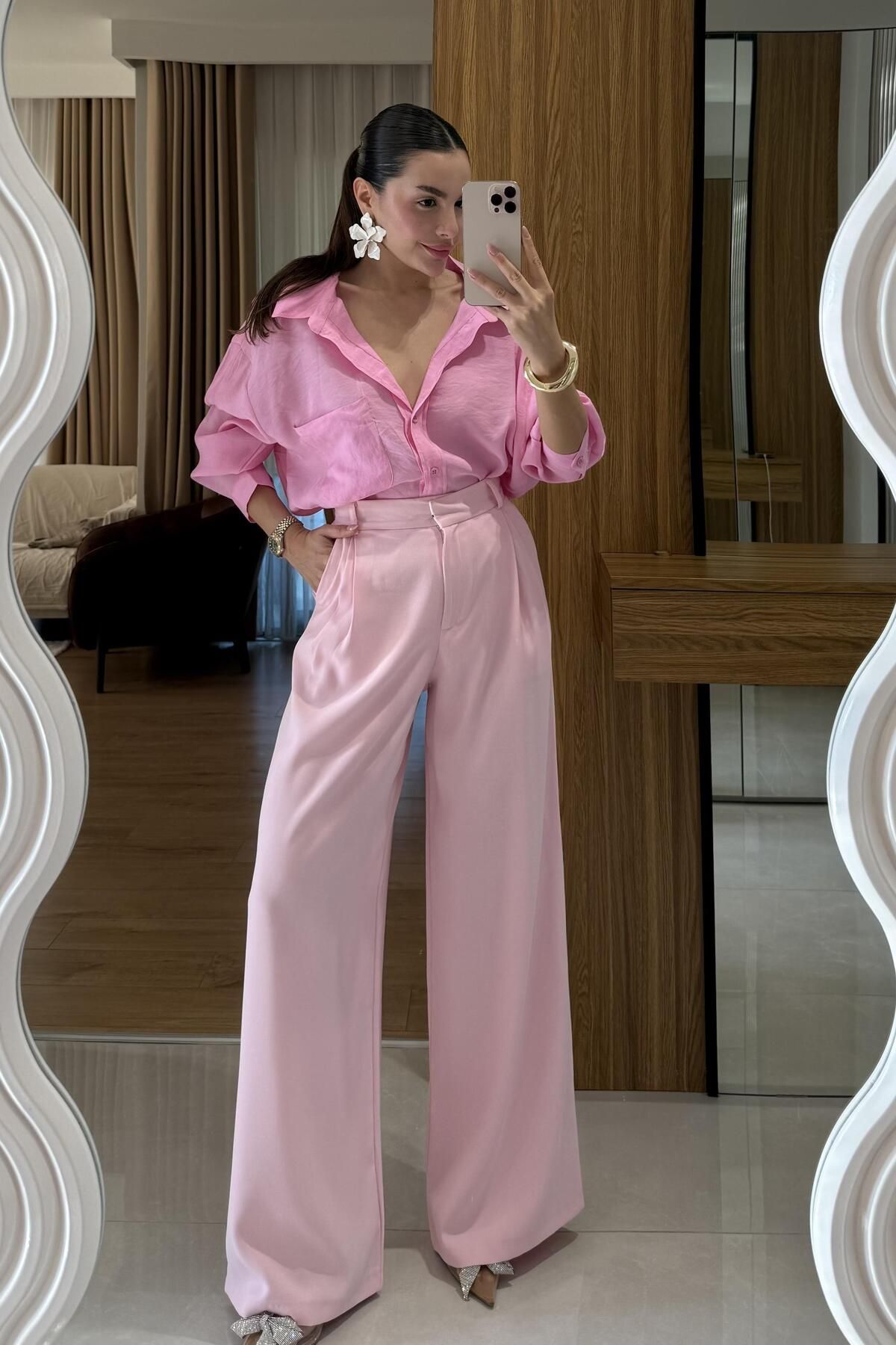 Gizem Ecemiş Orlina Pembe Palazzo Pileli Pantolon