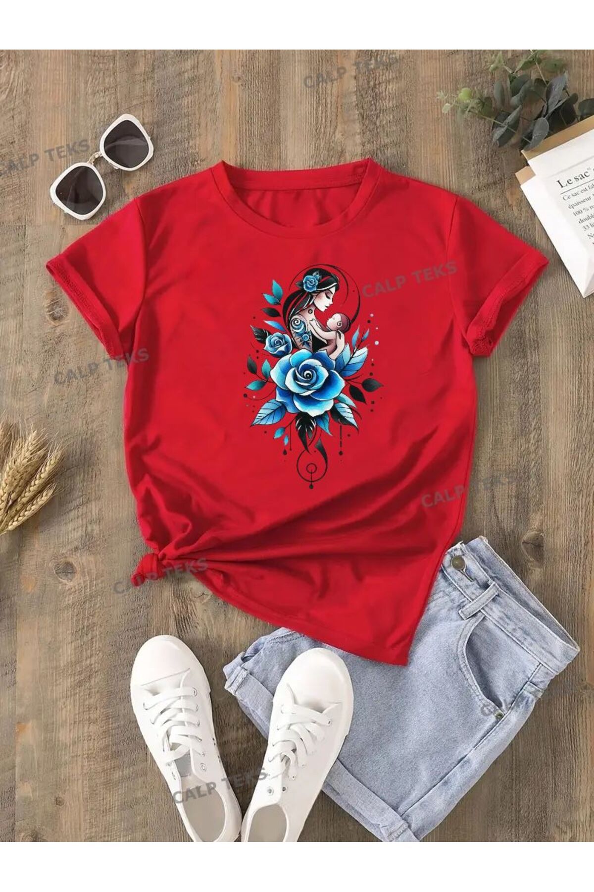 CALP TEKS ANNE VE GÜL BASKILI OVERSİZE TİŞÖRT