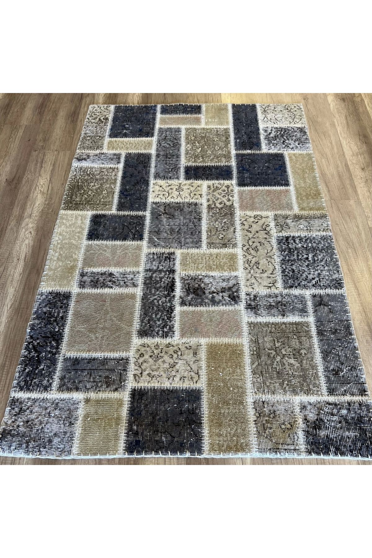 Hoomrugs Hoom Rugs Patchwork Krem Gri Siyah El Dokuma Kilim