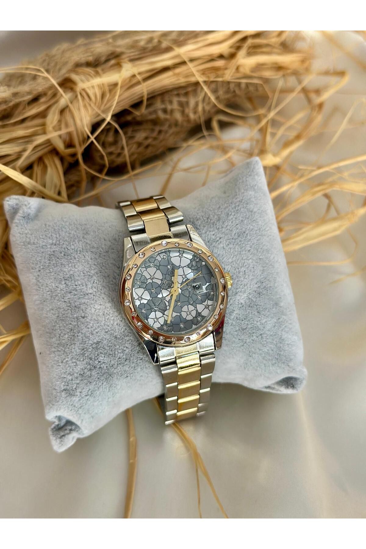 DEMİR ACCESORİES Taşlı Retro Kadın Kol Saati
