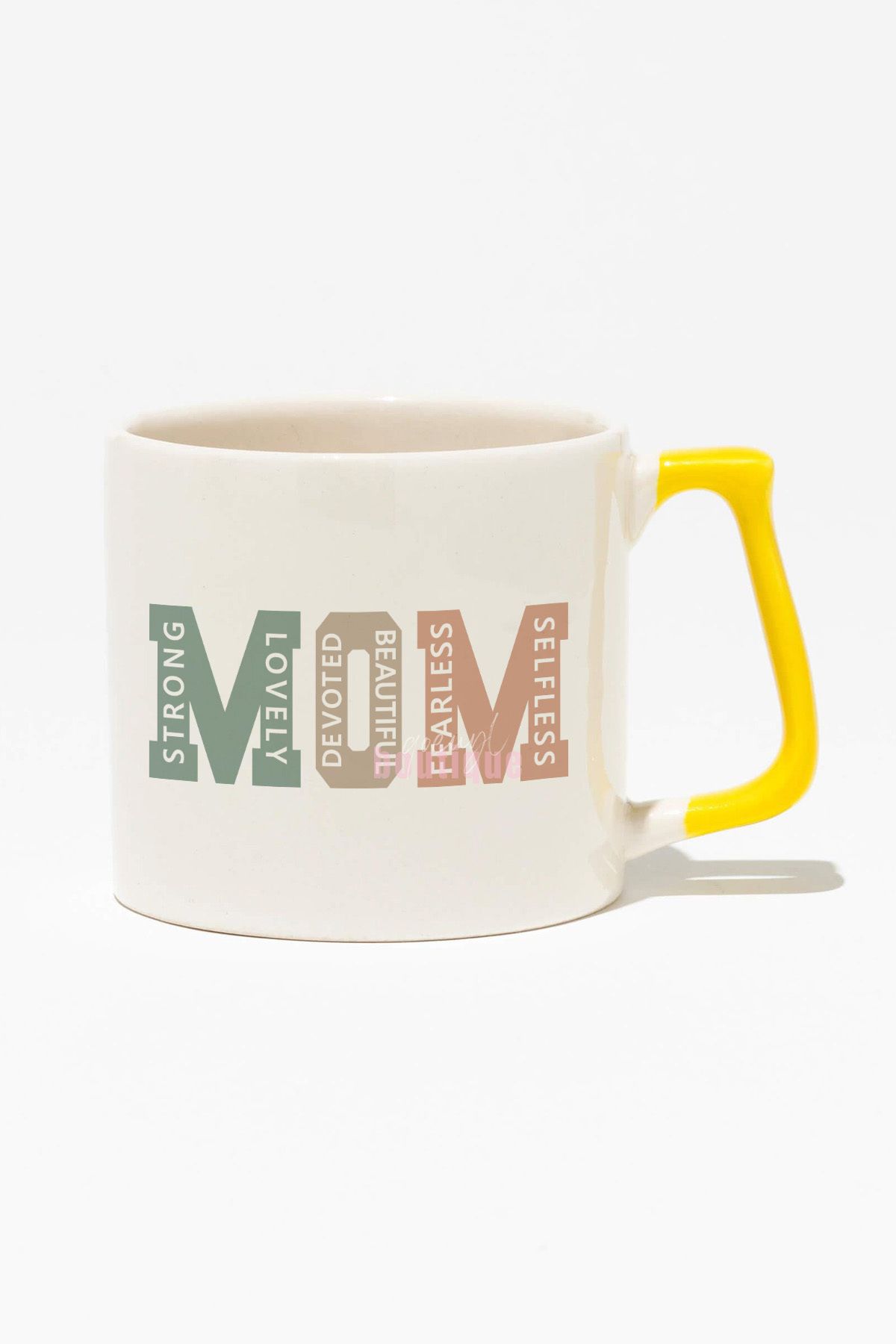 qoeuyl boutique "Lovely Fearless Mom" Sevimli Anne Anneler Günü Doğum Günü Hediye Sarı Kulplu Kupa Bardak